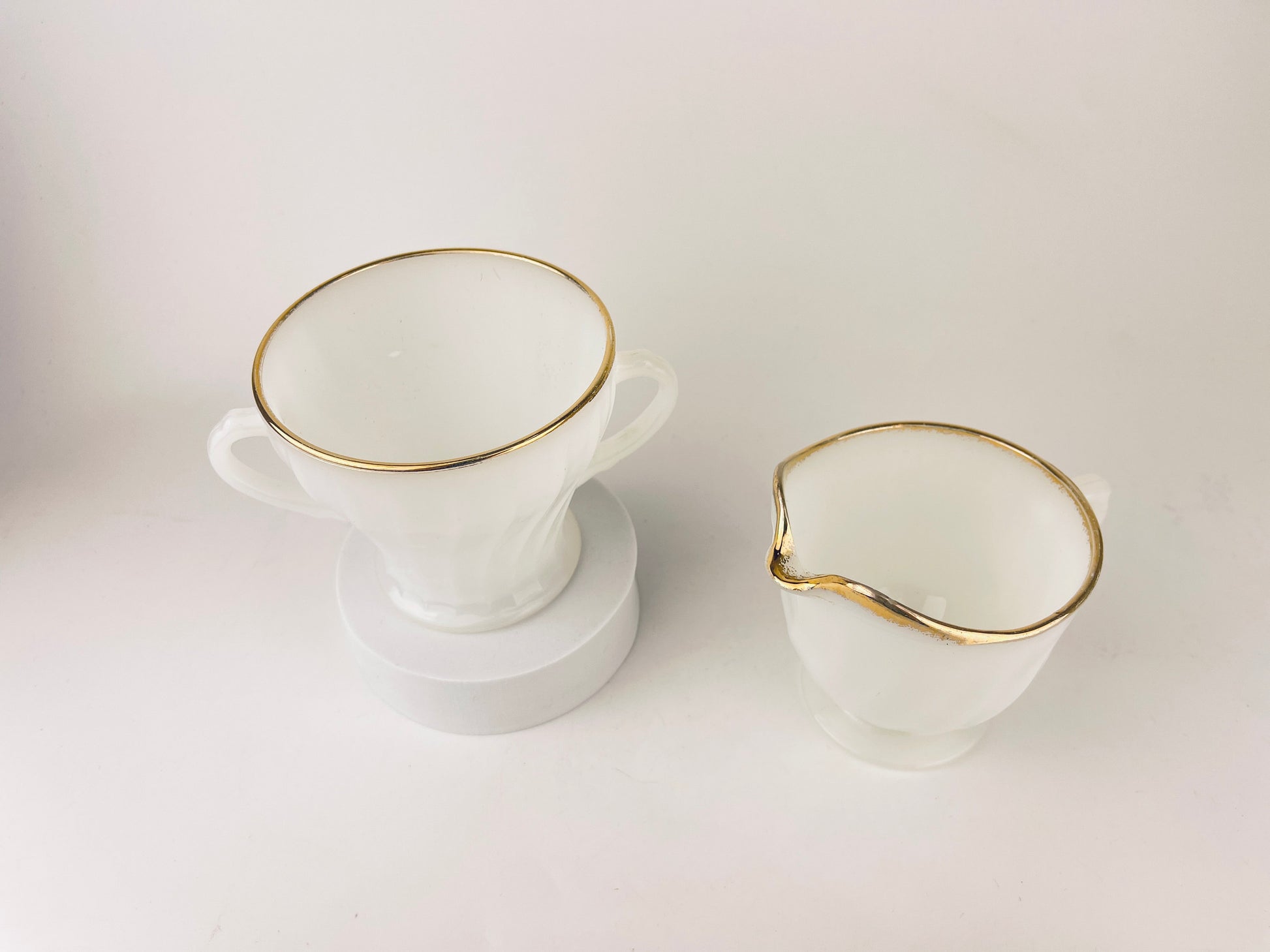 Product image for 'vintage fire king white gold gilt rim milk glass cream sugar bowl made in usa' (view 5c3360)