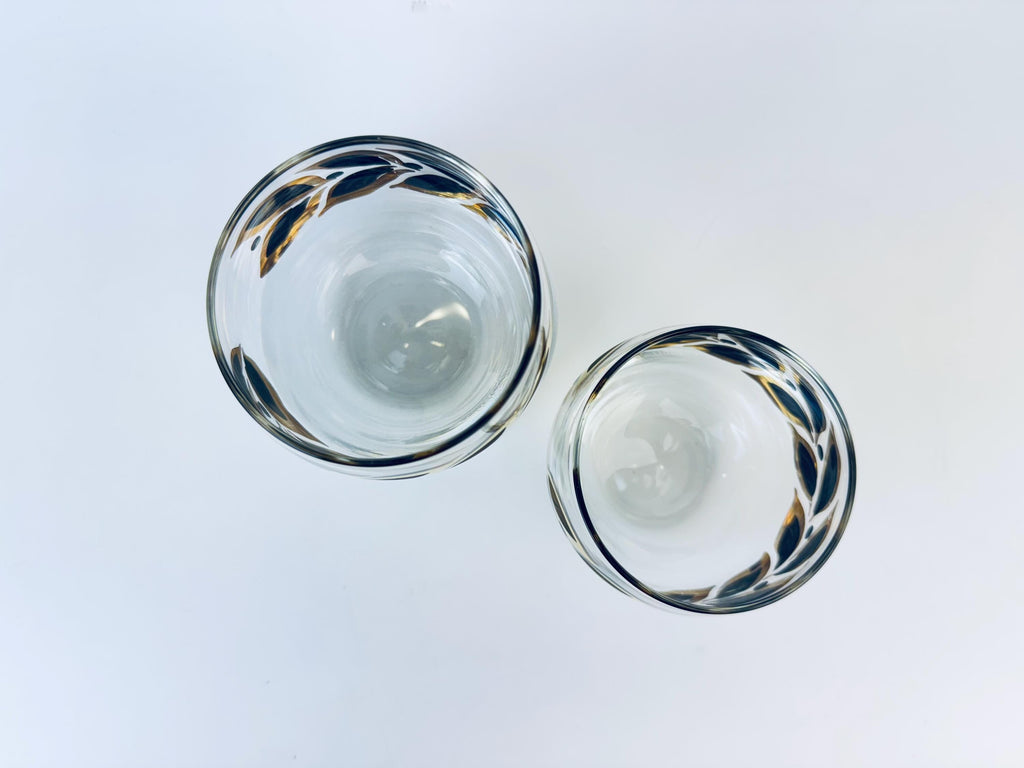 Product image for 'vintage federal glass gold laurel leaf roly poly glasses set of two 2' (view 9a1ad0)