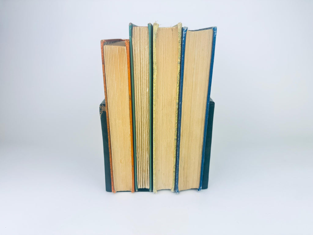 Product image for 'vintage forest green gold detail book ends set of two 2' (view 3477e5)