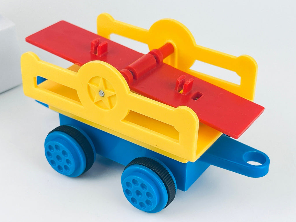 Product image for 'vintage fisher price circus train little people replacement made in usa sold separately' (view 531c6f)