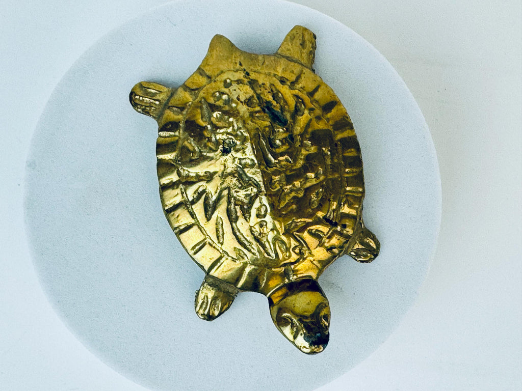 Product image for 'vintage solid brass turtle figurine paperweight attractive aged metal patina' (view e56658)