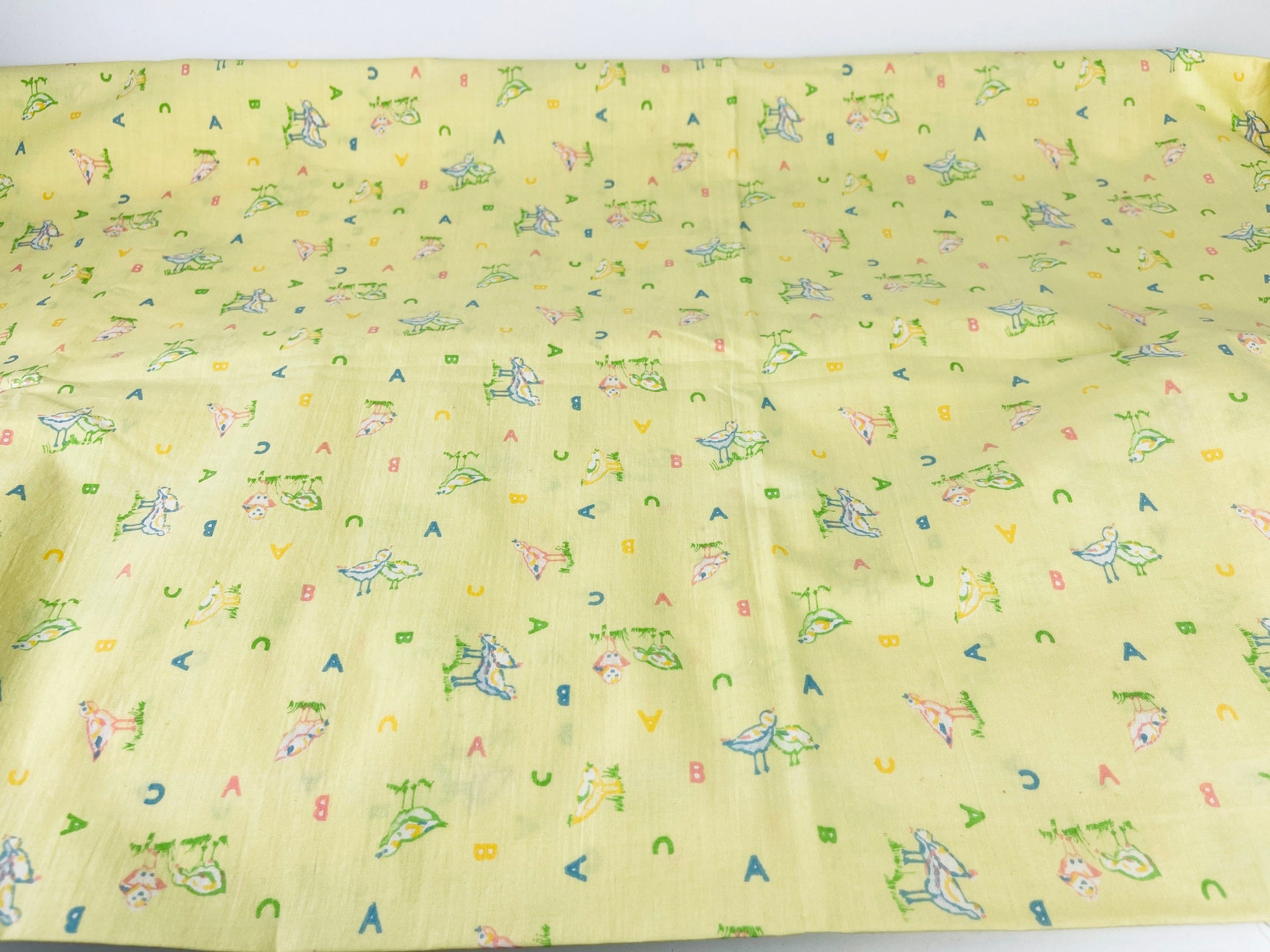 Product image for 'vintage pale yellow cute abc bird nursery children fabric 44 x 69' (view 6ef0a9)