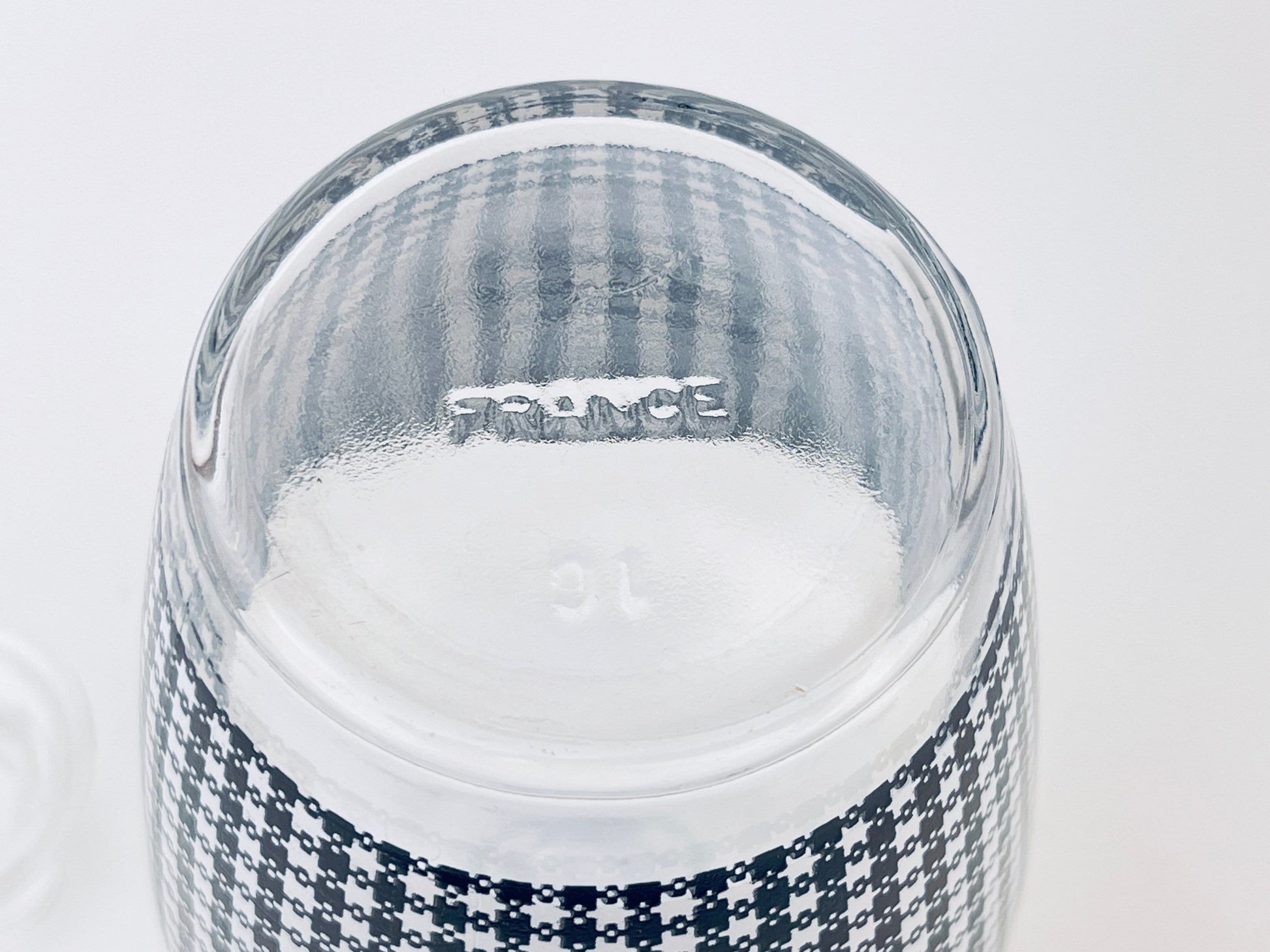 Product image for 'vintage houndstooth glass decanter shot glass barware set made in france' (view 5d85ca)