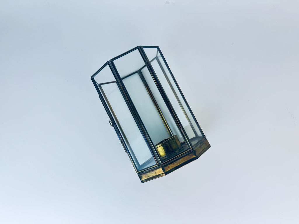 Product image for 'vintage brass glass double door display curio candleholder attractive aged brass patina' (view f5e436)