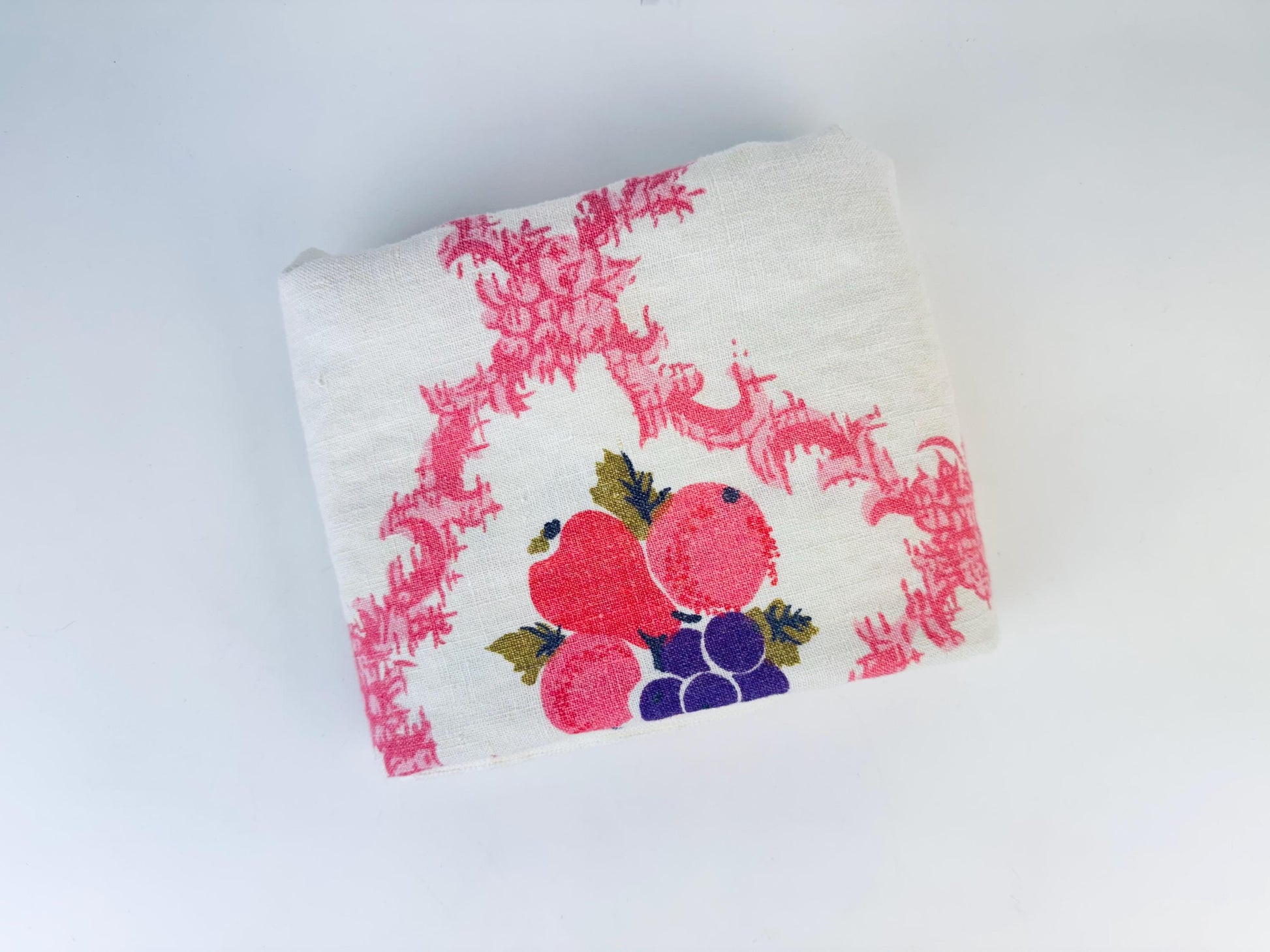 Product image for 'vintage pink purple fruit beige linen square tablecloth 46 x 46' (view 6cb818)