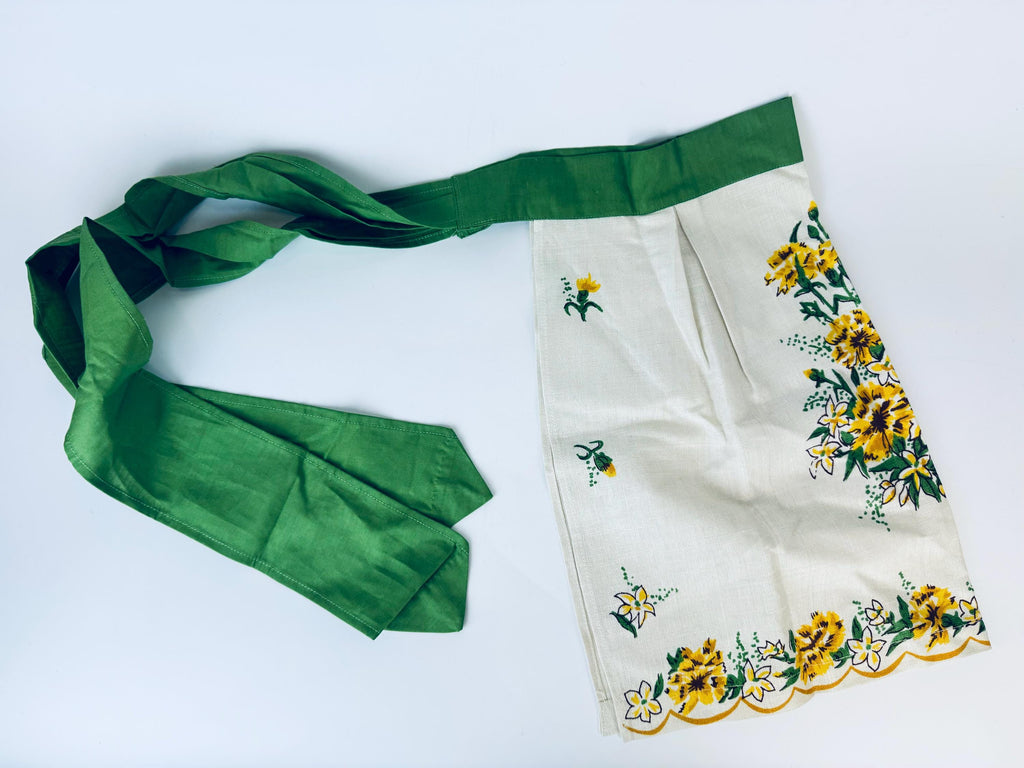 Product image for 'vintage hand printed yellow floral bouquet linen waist apron green strings all pure linen fast colours new old stock nos' (view 97388b)