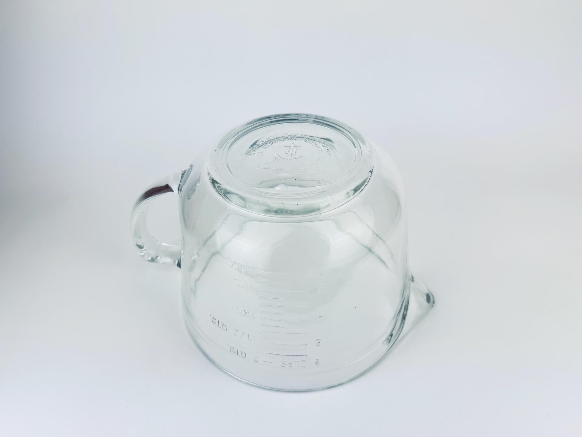 Product image for 'vintage anchor hocking measuring cup batter bowl 8 cup 2 litre metric imperial made in usa' (view 9fbe92)