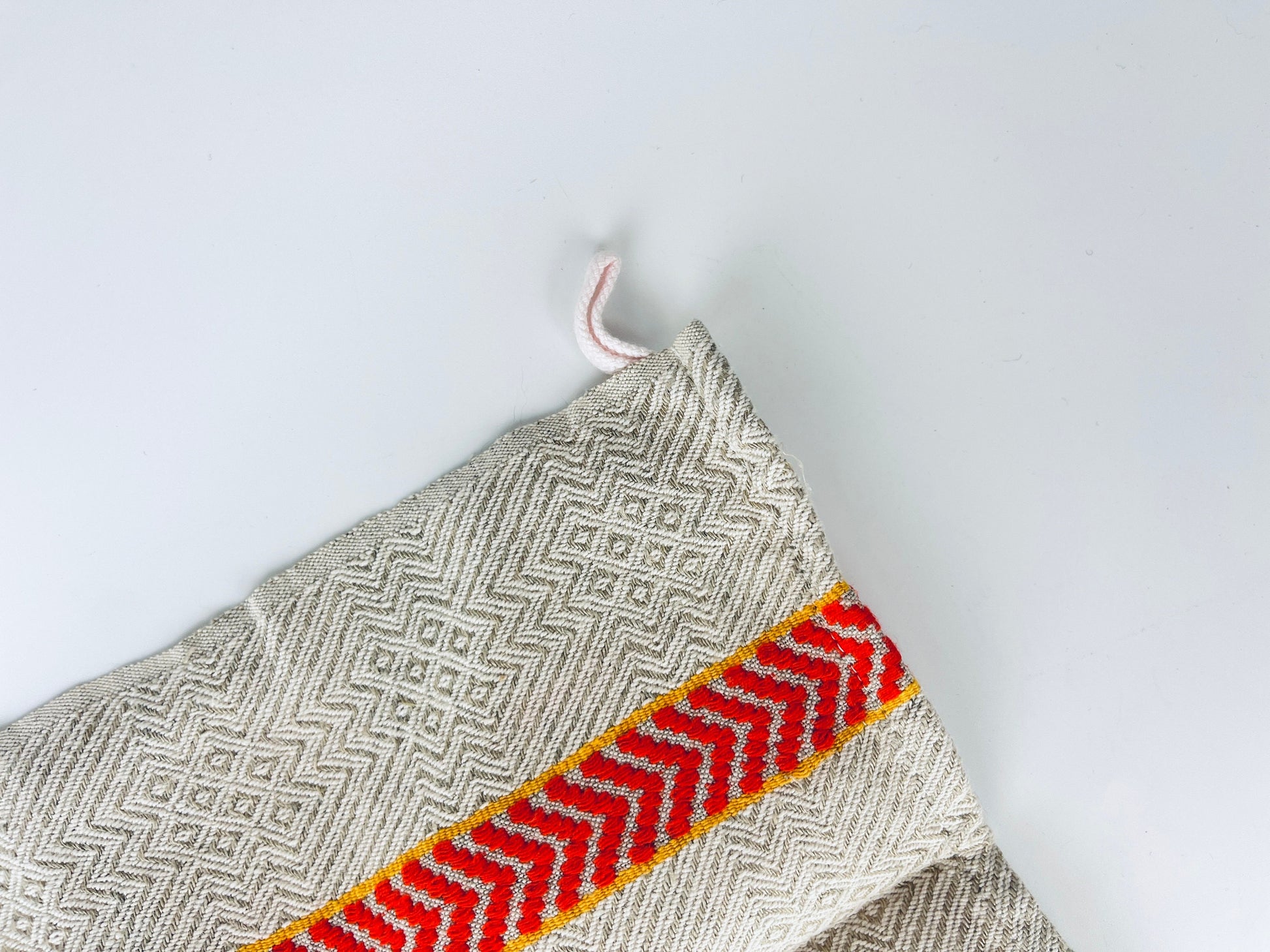 Product image for 'vintage beige white geometric print kitchen towel red yellow stripe 100 cotton' (view a97d59)