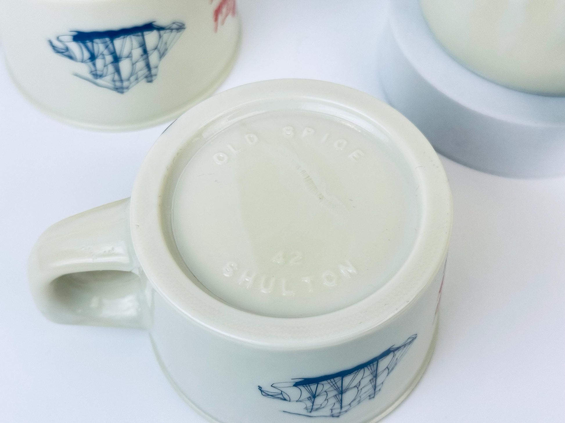 Product image for 'vintage old spice glass shaving cup mug ship grand turk salem 1786 shulton' (view 6fafc7)
