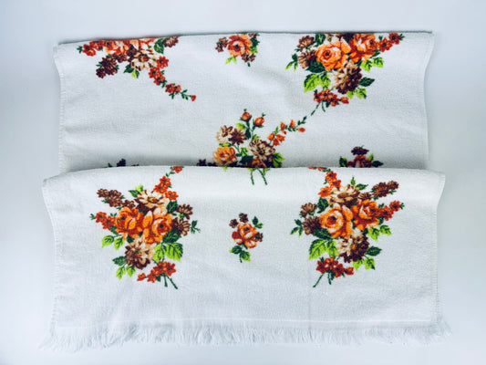 Product image for 'vintage orange floral fringe bath towel' (view d089a3)