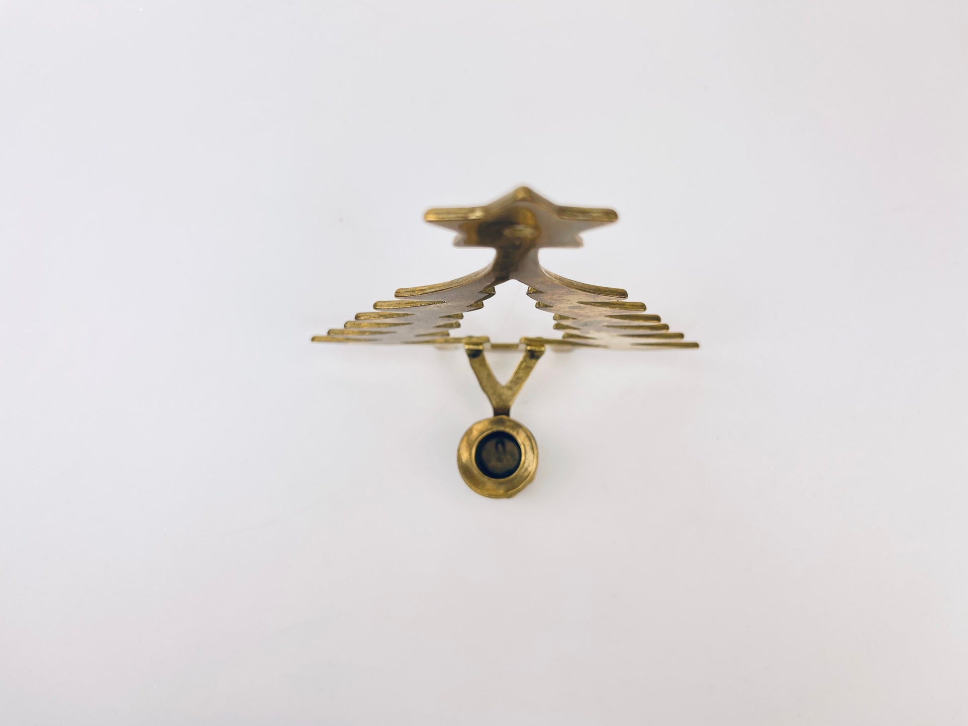 Product image for 'vintage brass christmas tree candelabra single candlestick holder aged metal patina made in italy' (view 158203)