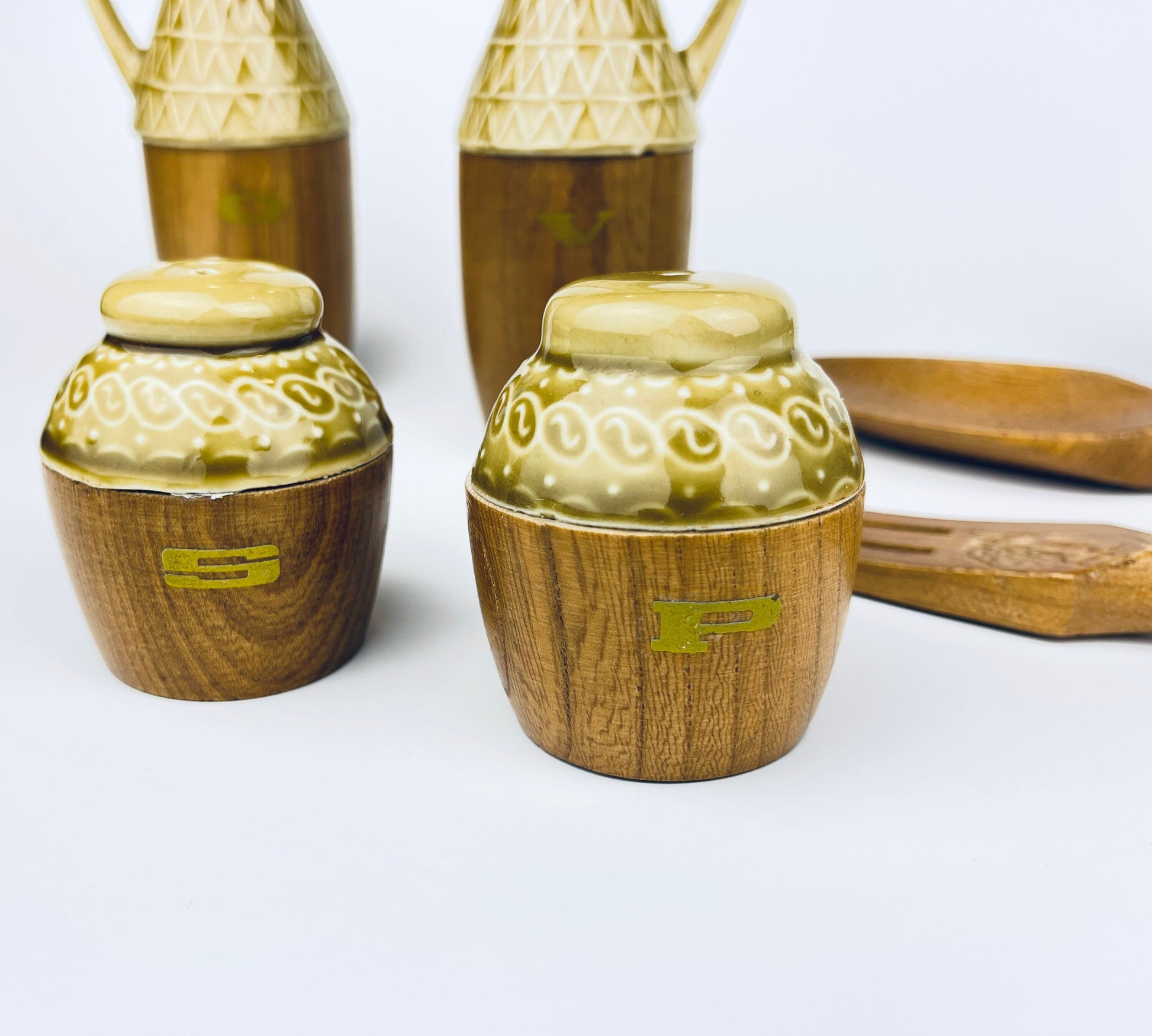 Product image for 'vintage continental condiment table set oil vinegar salt pepper dip fork spoon utensils' (view 0edce8)