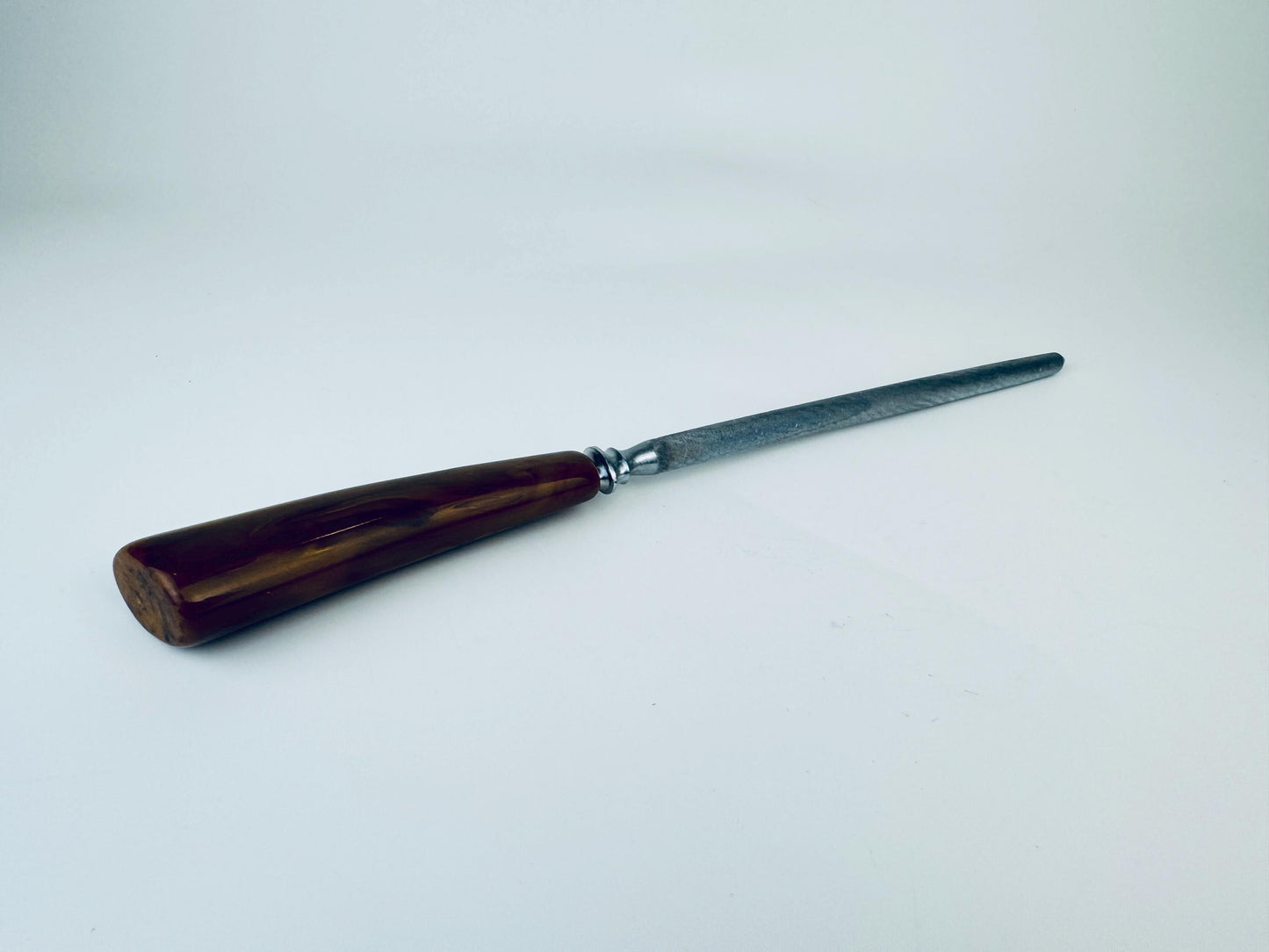 Product image for 'vintage forged steel sheffield bakelite knife sharpener made in england' (view 051f7a)