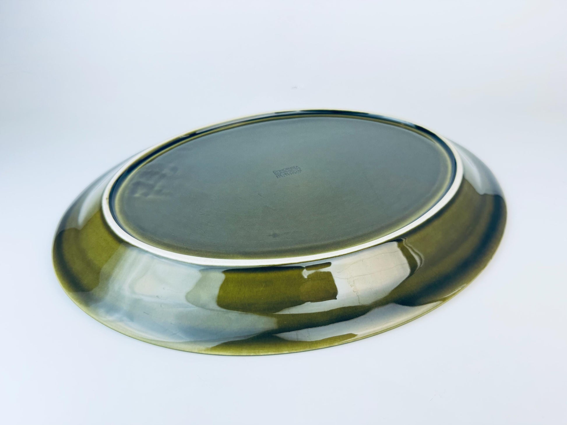 Product image for 'vintage hornsea england olive green oval platter plate heirloom pattern' (view cb0619)