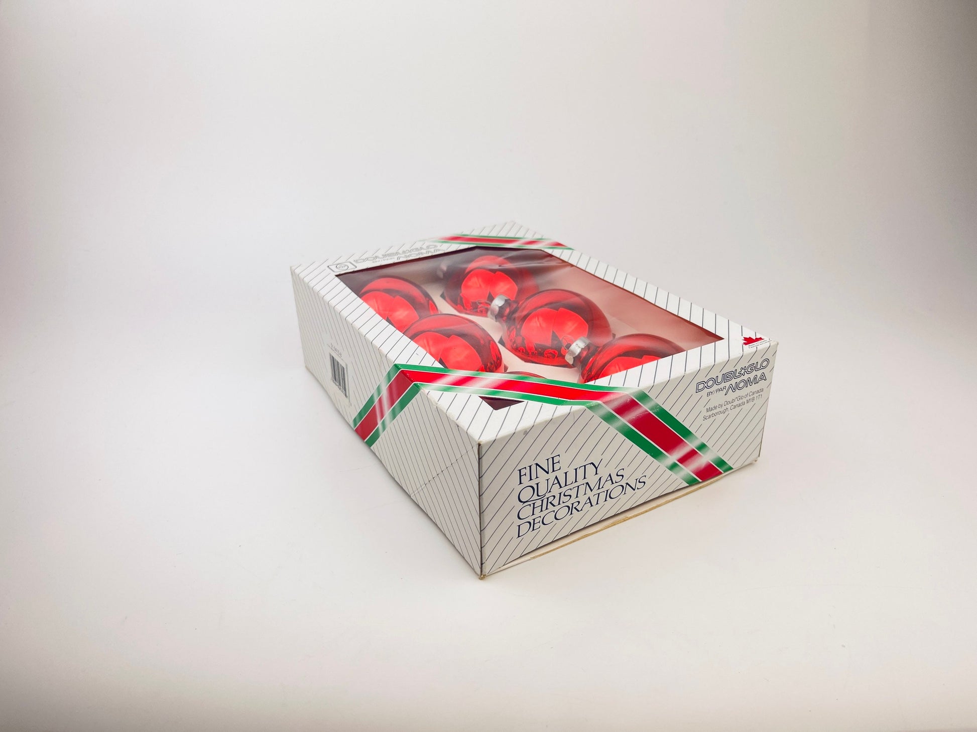 Product image for 'vintage shiny red glass christmas tree ornaments set of six 6 made in canada by doubl glo noma' (view ae08e8)