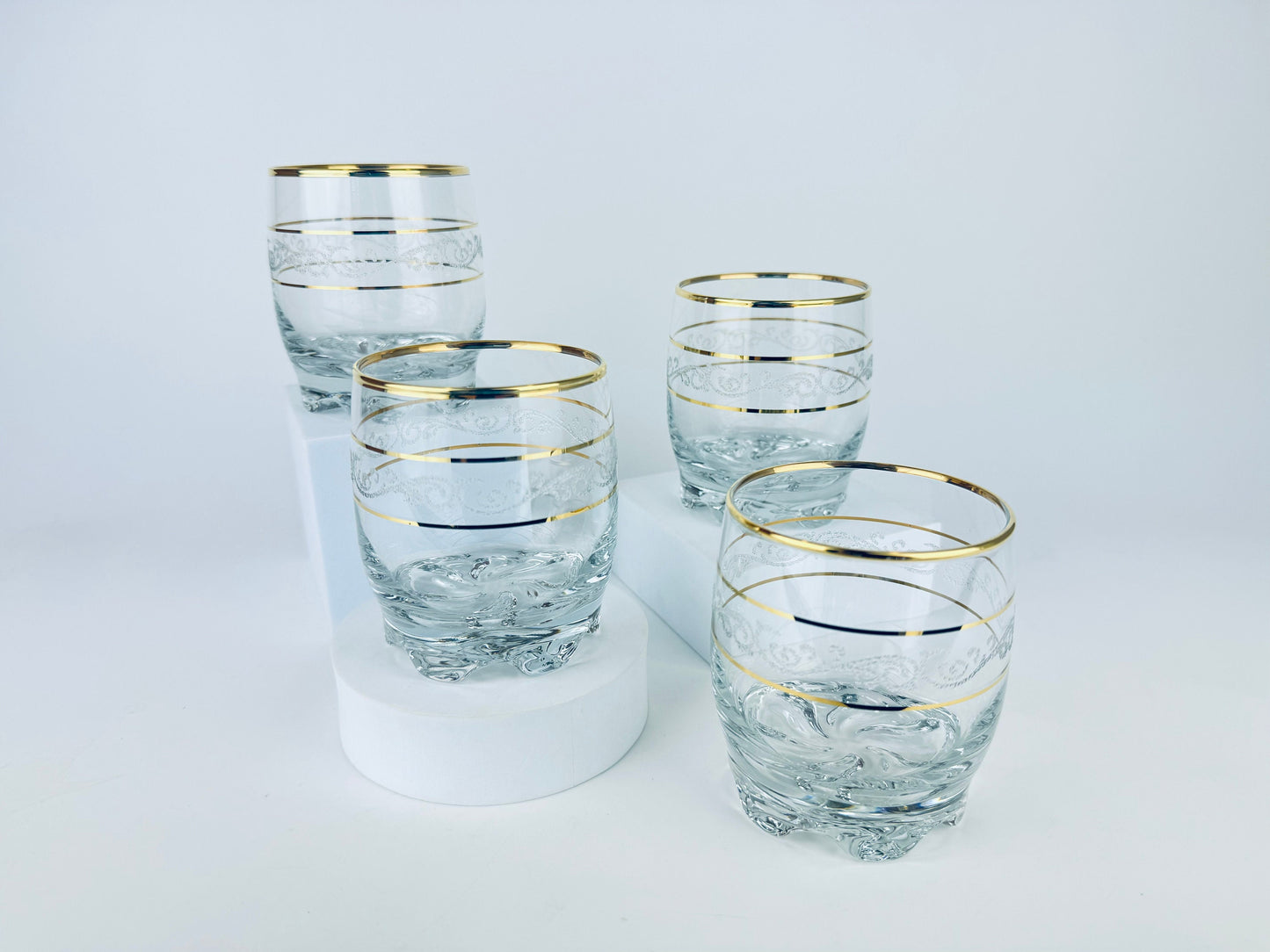 Product image for 'vintage frosted swirl gold striped low ball glasses set of four 4' (view 10ffe8)