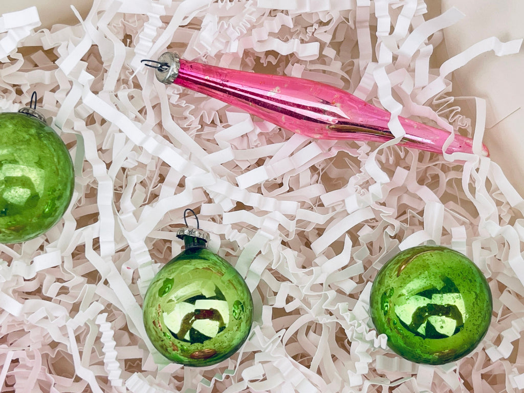 Product image for 'vintage mini pink green glass christmas ornaments set of 14 round icicle 1950s' (view 1dec21)