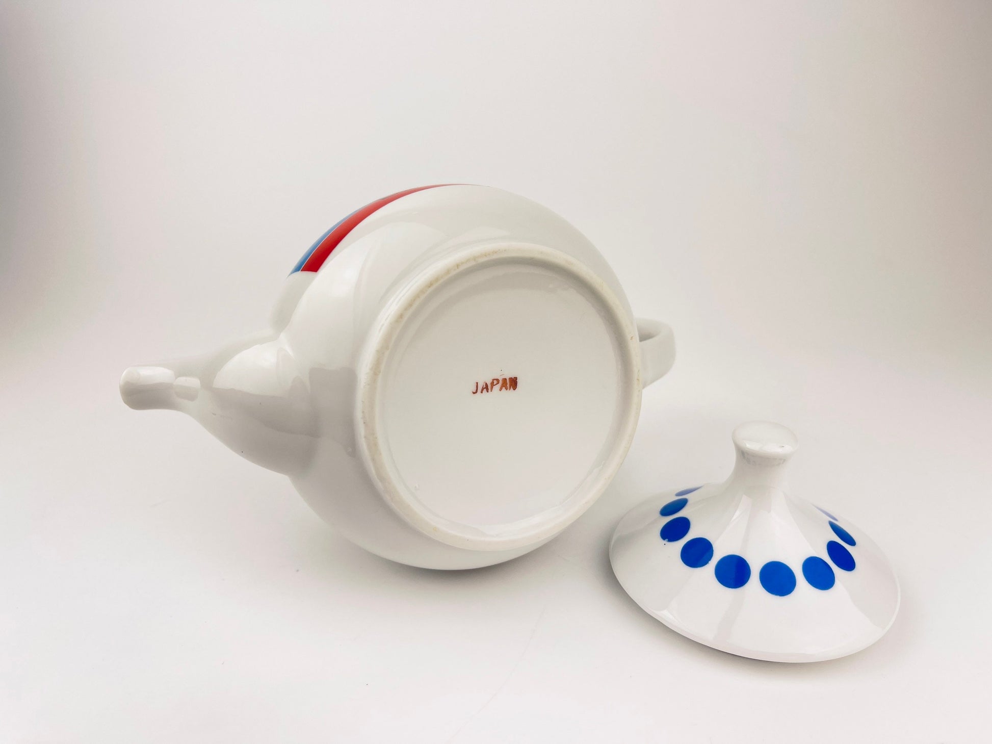 Product image for 'vintage single loving it rainbow stripe teapot with polka dot lid made in japan' (view a5b4ba)