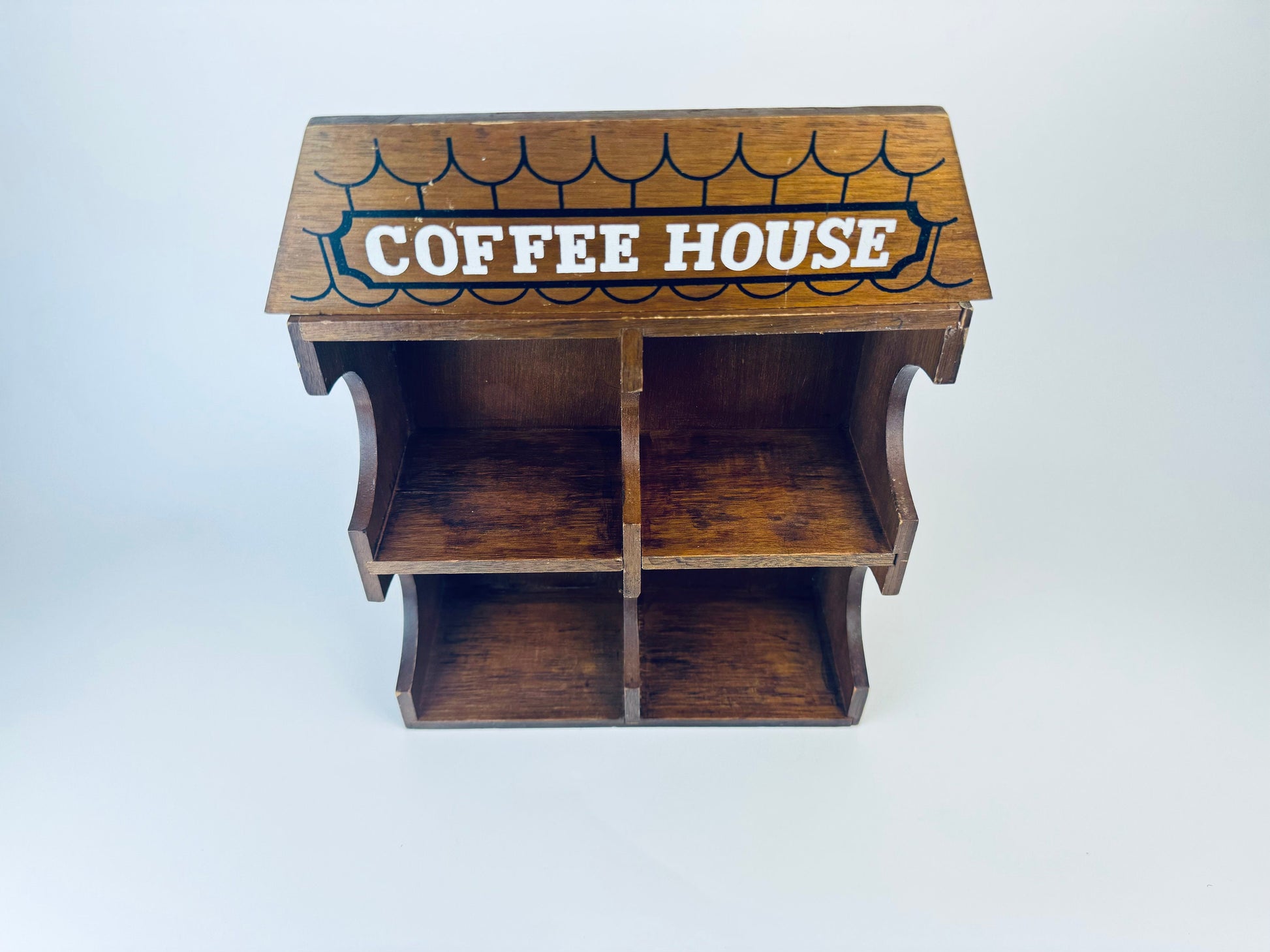 Product image for 'vintage coffee house wooden mug organiser ceramic drip glaze mugs set of four 4 maison du cafe en francis' (view c9af34)