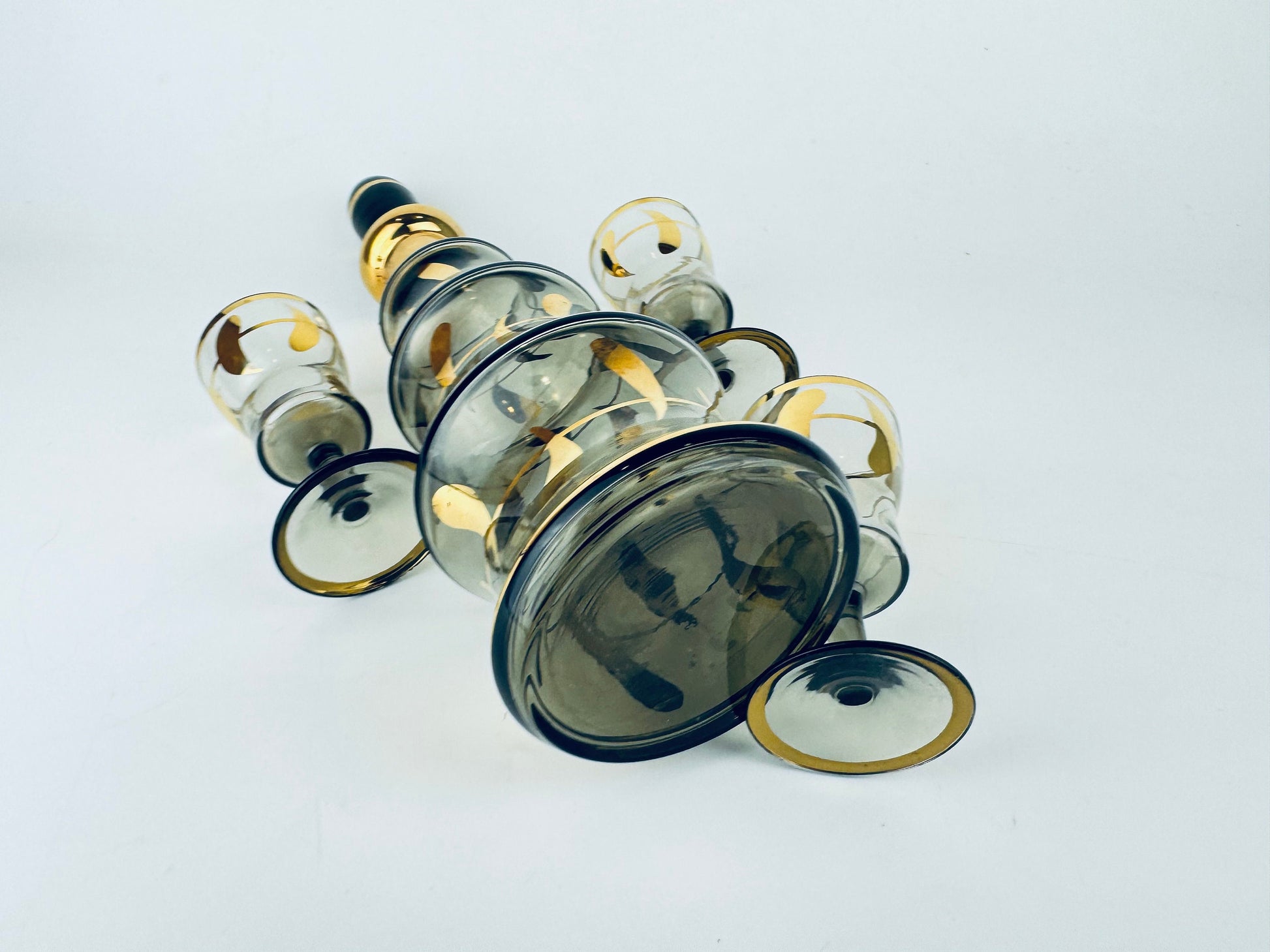 Product image for 'vintage mid century black gold curvy glass barware set decanter glasses bohemia crystal made in czechoslovakia barware gift' (view 5b8165)