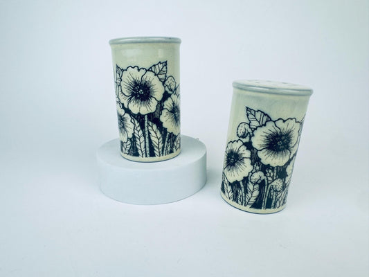 Product image for 'vintage hornsea beige brown ceramic salt pepper cornrose pattern made in england' (view e2e2b7)