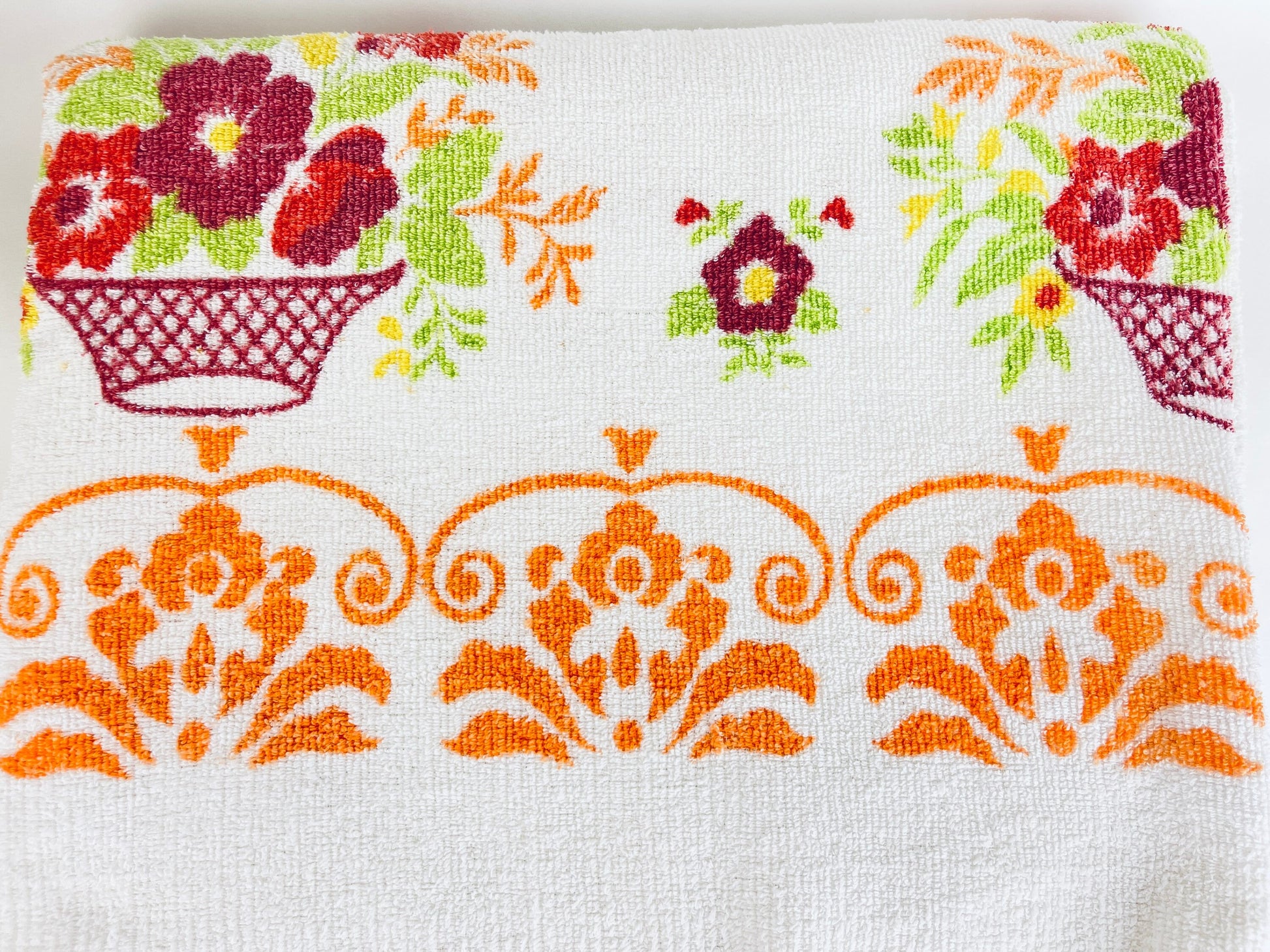 Product image for 'vintage floral beach towel blanket 100 loop cotton 49 x 59' (view c8bf13)