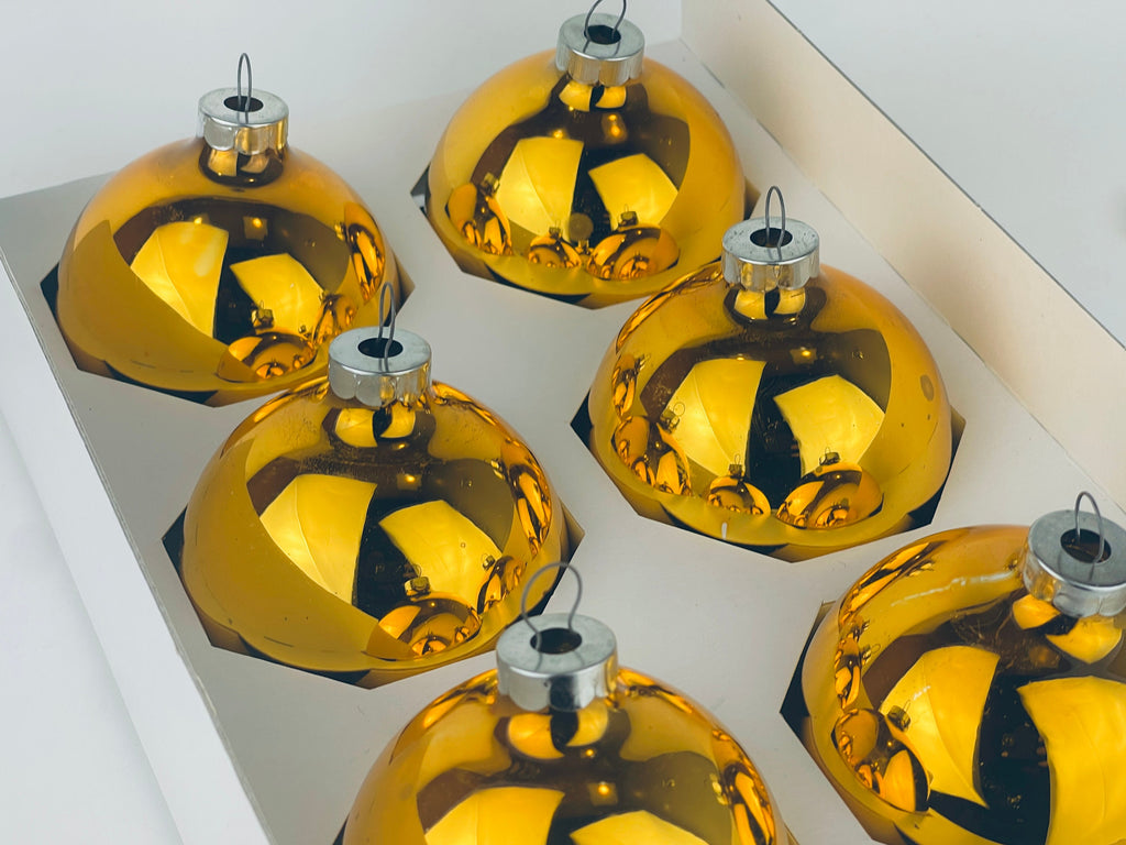Product image for 'vintage gold mirror glass christmas tree ornaments set of six 6 made in canada by doubl glo noma sold separately' (view cdeb11)