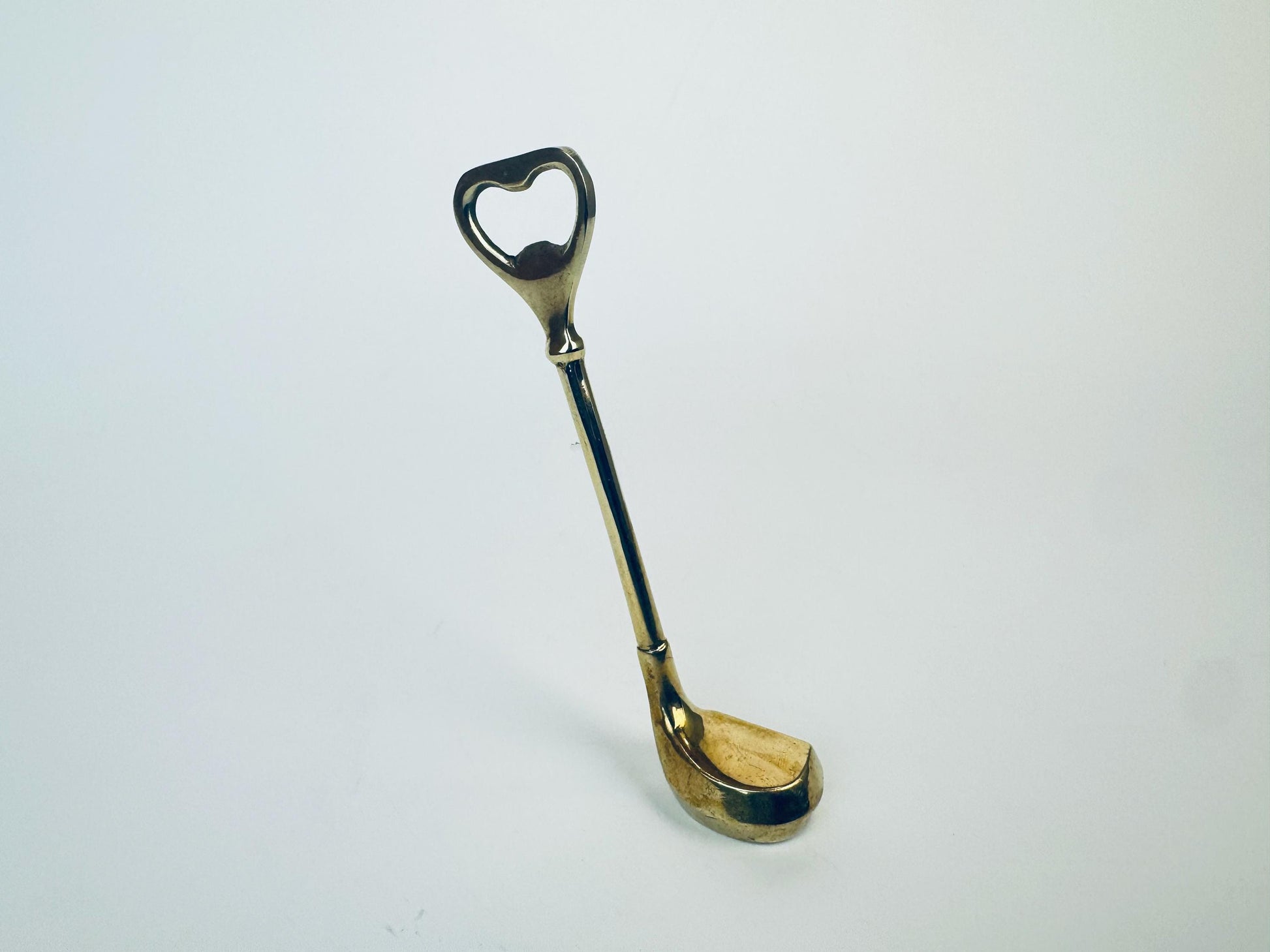 Product image for 'vintage solid brass golf club bottle cap opener barware gift' (view cbe22f)