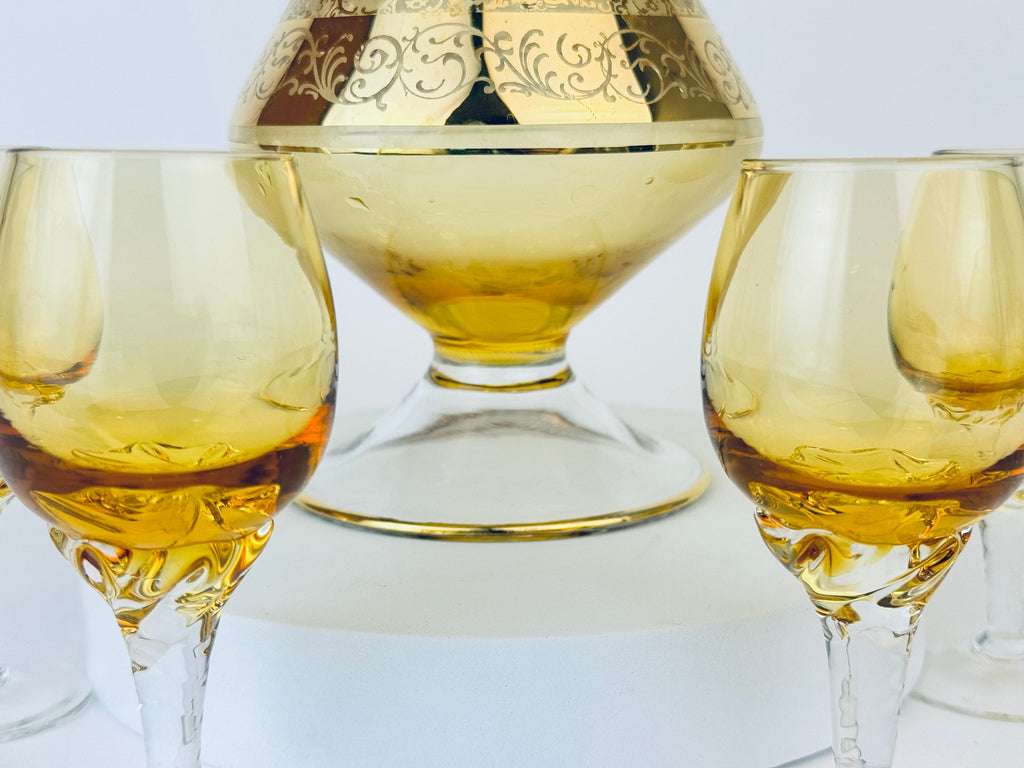 Product image for 'vintage amber gold crystal drink ware barware set decanter four 4 aperitif swirl pedestal glasses barware gift' (view 191d5c)