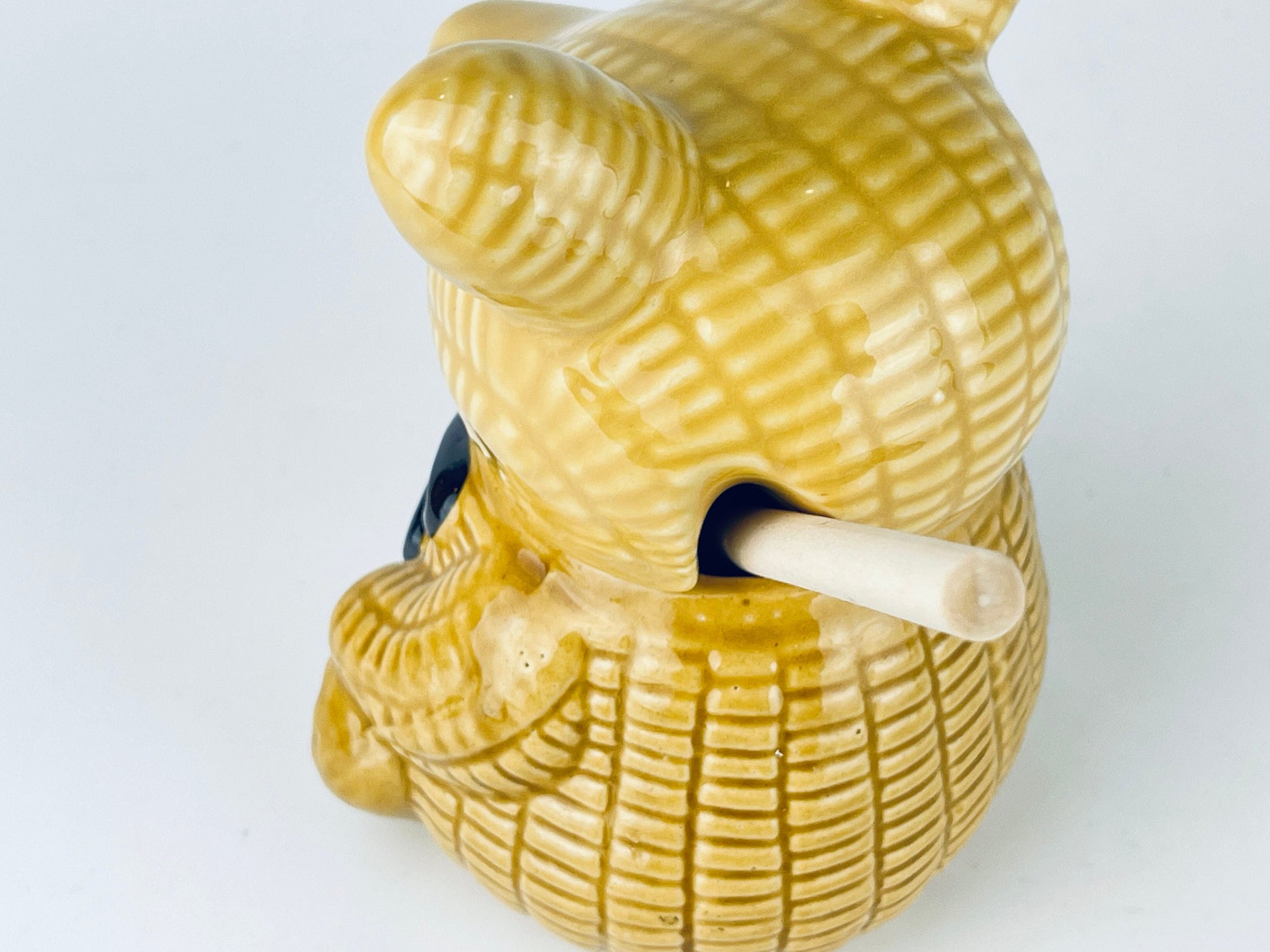 Product image for 'vintage glazed ceramic honey pot bear wooden honey dipper' (view 389cbe)