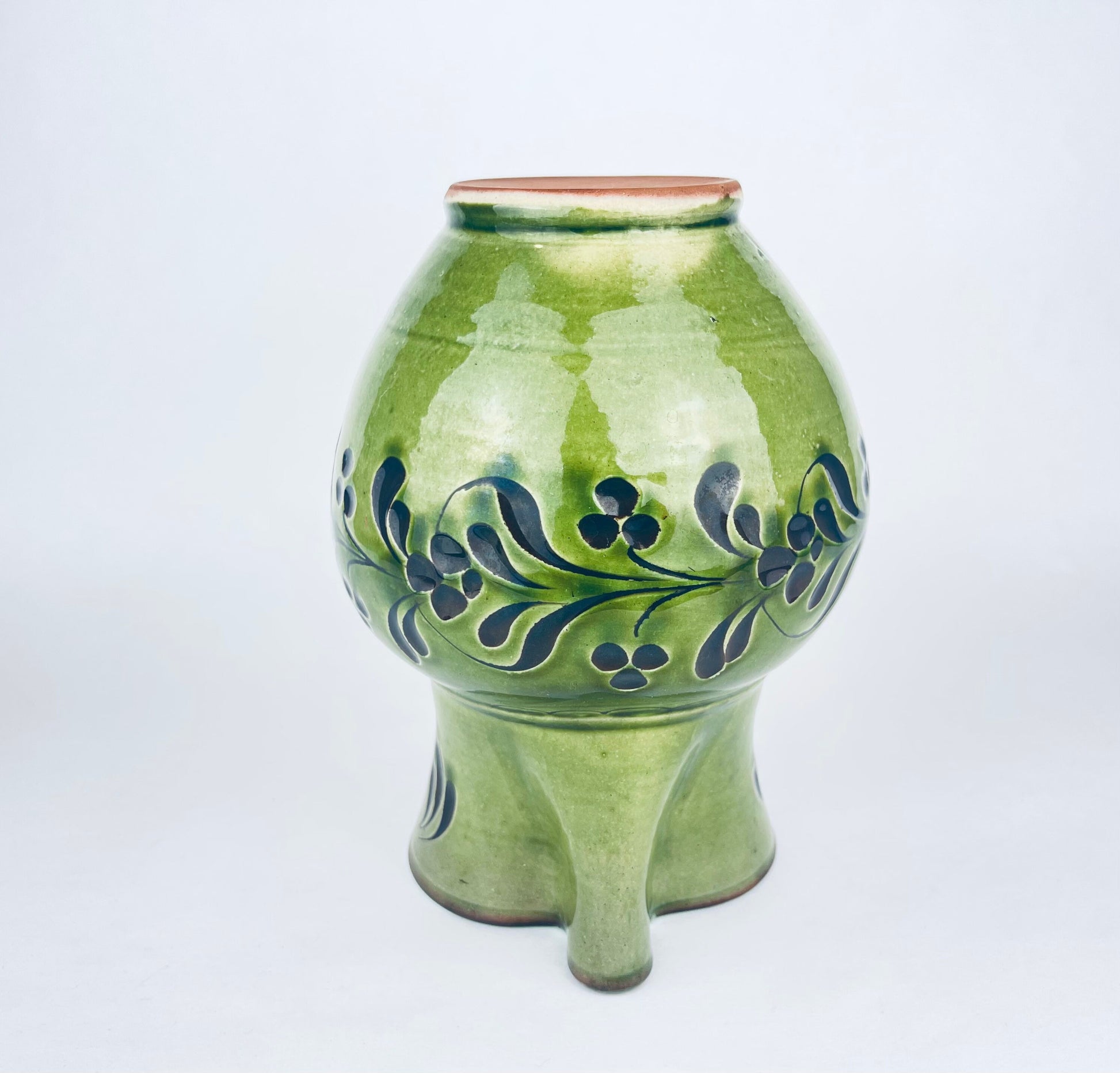 Product image for 'vintage hungarian folk green terracotta jug ruffled pour spout honeysuckle pattern' (view 7c4ce4)