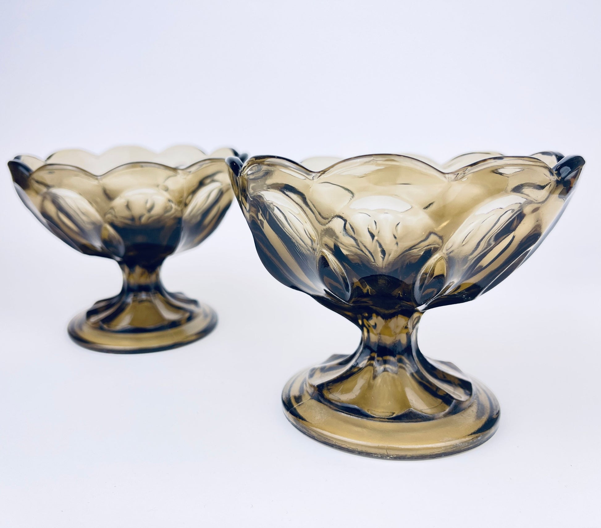 Product image for 'vintage anchor hocking smokey grey glass dessert bowls set of 2' (view a171c9)