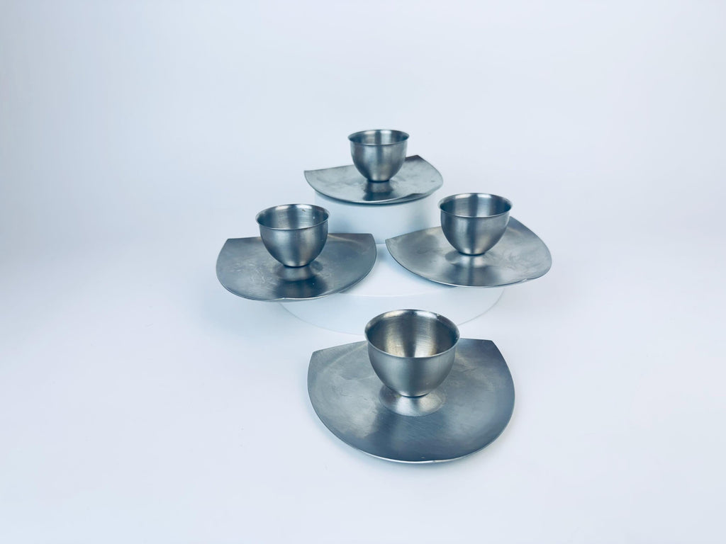 Product image for 'vintage mcm stainless steel egg holders set of four 4' (view 536296)