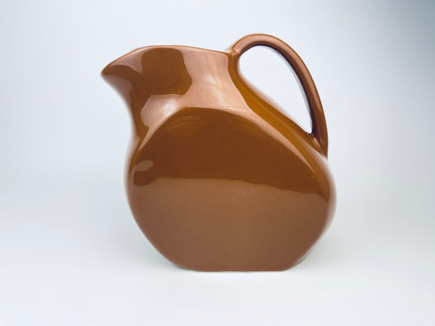 Product image for 'vintage chefsware slanted tilted brown ceramic jug made in usa 193' (view 9d1cf2)
