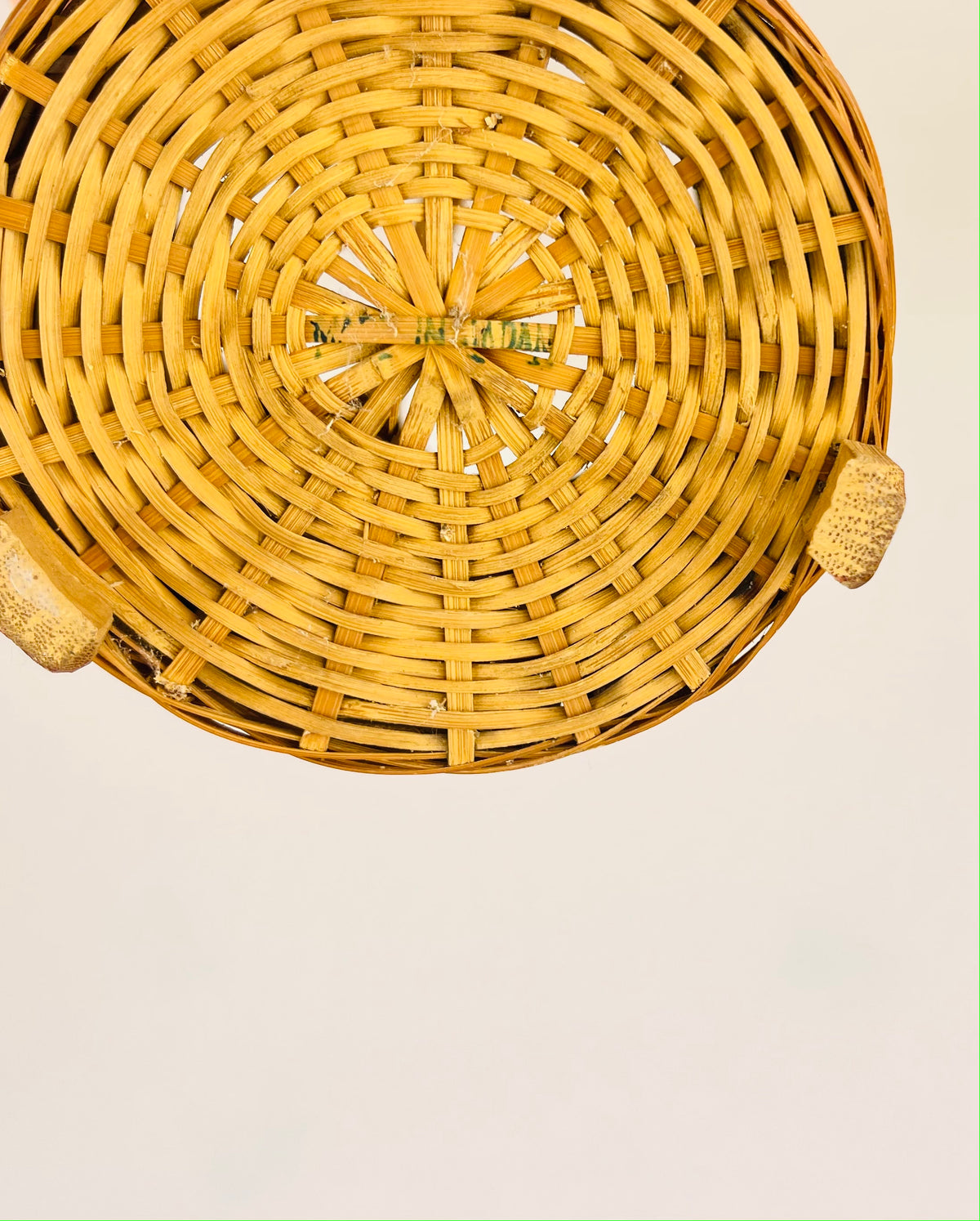 Product image for 'vintage 1970s tall wicker wine basket with pedestal base handle' (view 05a091)