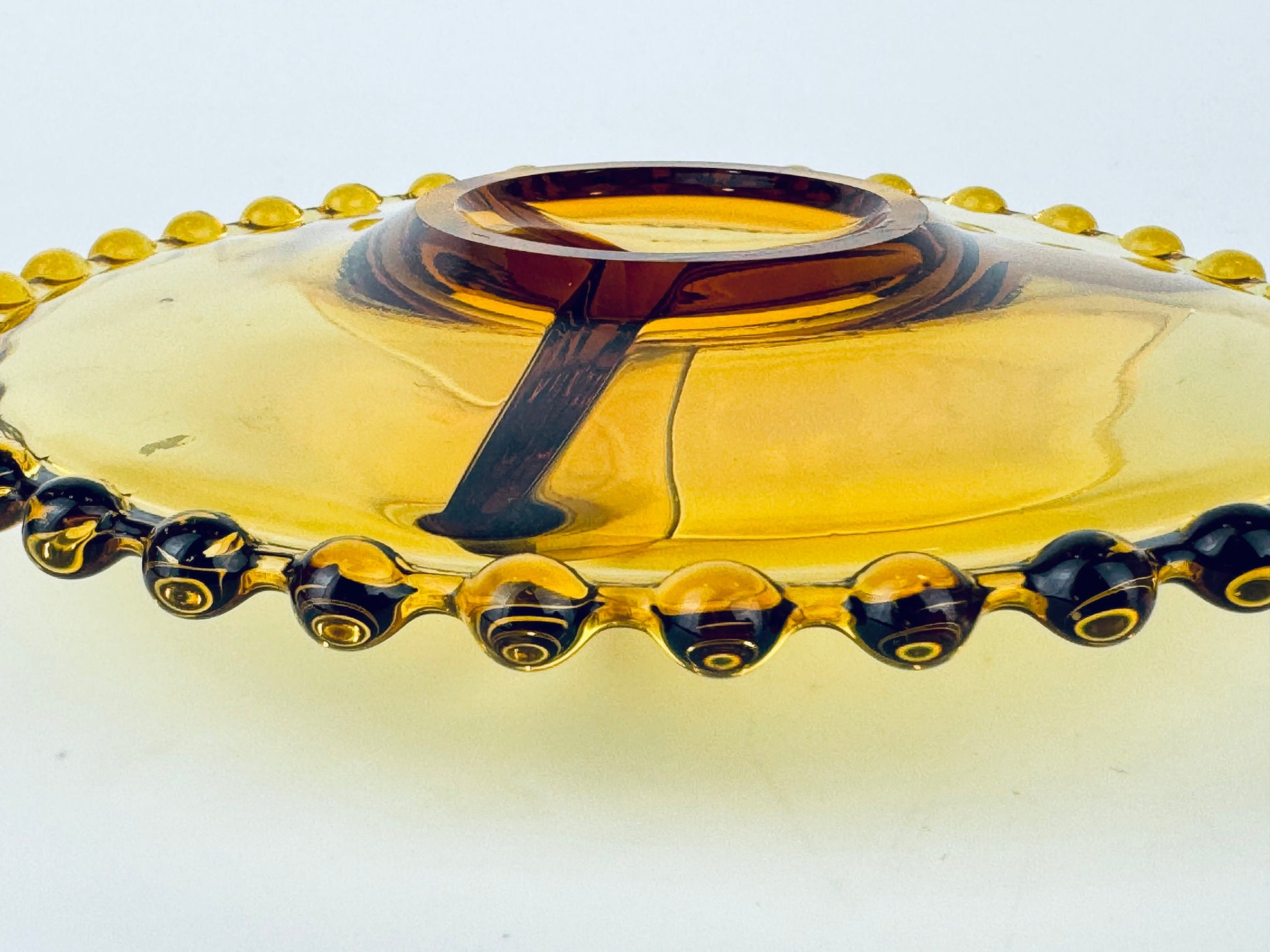 Product image for 'vintage amber candlewick boopie rimmbed glass divided nut dish plate 6' (view 980ee8)