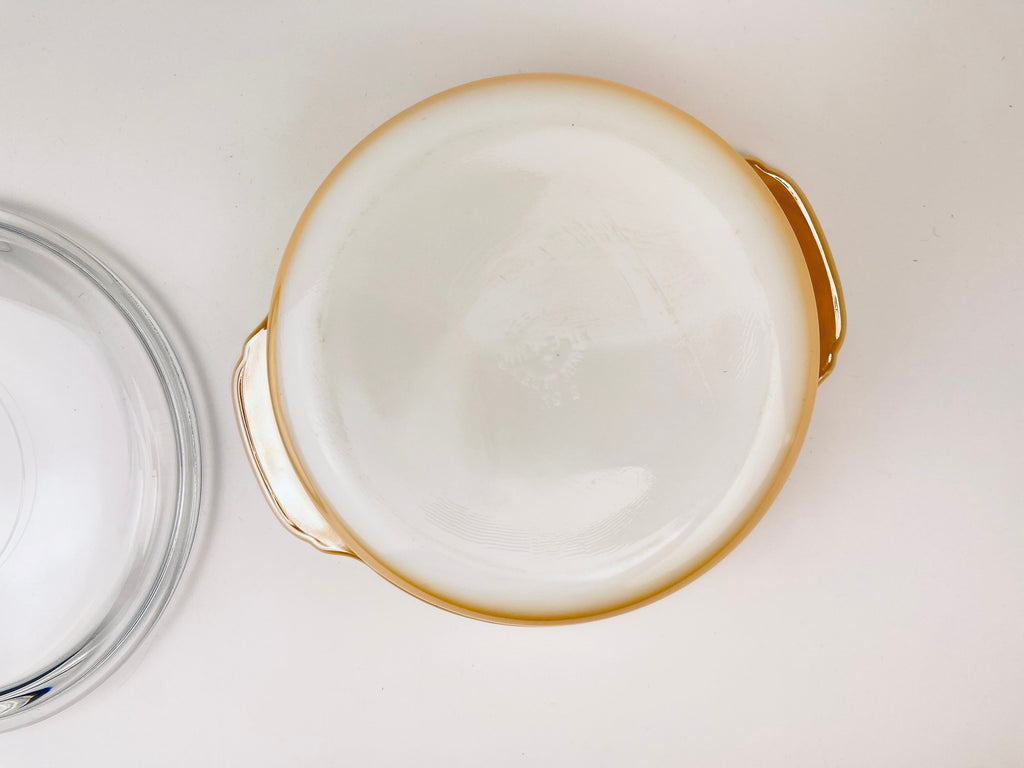 Product image for 'vintage fire king peach lustreware casserole dish lid 2 qt 1 89 litre made in usa' (view c44d07)