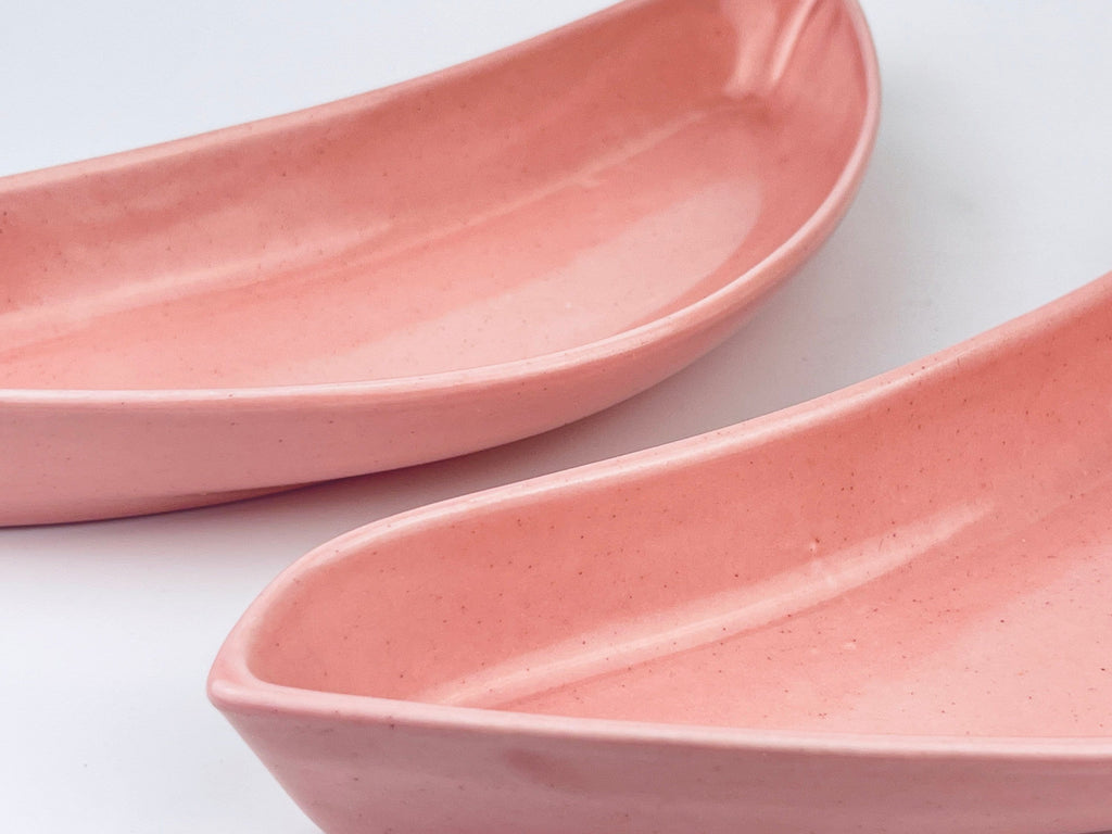 Product image for 'vintage 1950s pink boomerang dishes santa anita ware california mcm atomic ceramic tray set' (view c8a2ac)