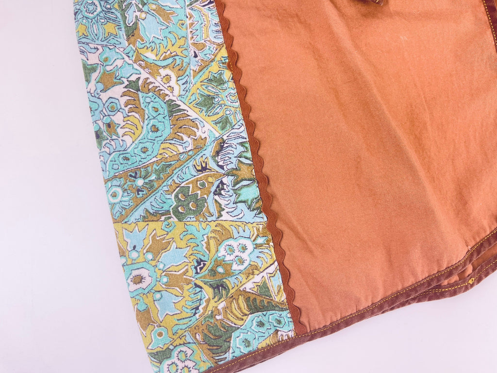 Product image for 'vintage handmade green brown abstract waist apron dual pockets' (view 646246)