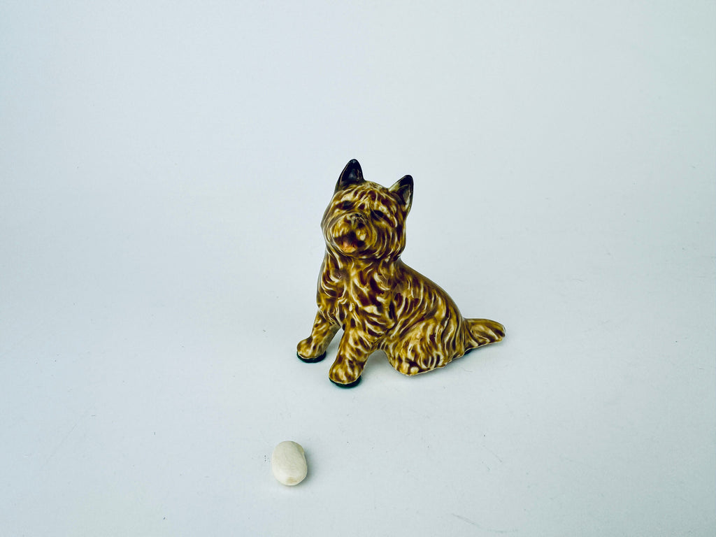 Product image for 'vintage wade whoppa porcelain cairn dog figurine made in england' (view 4d14b5)