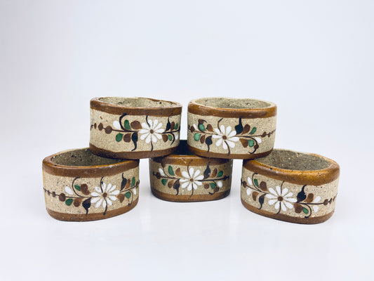 Product image for 'vintage hand painted boho concrete napkin ring holders set of five 5' (view 5899f9)