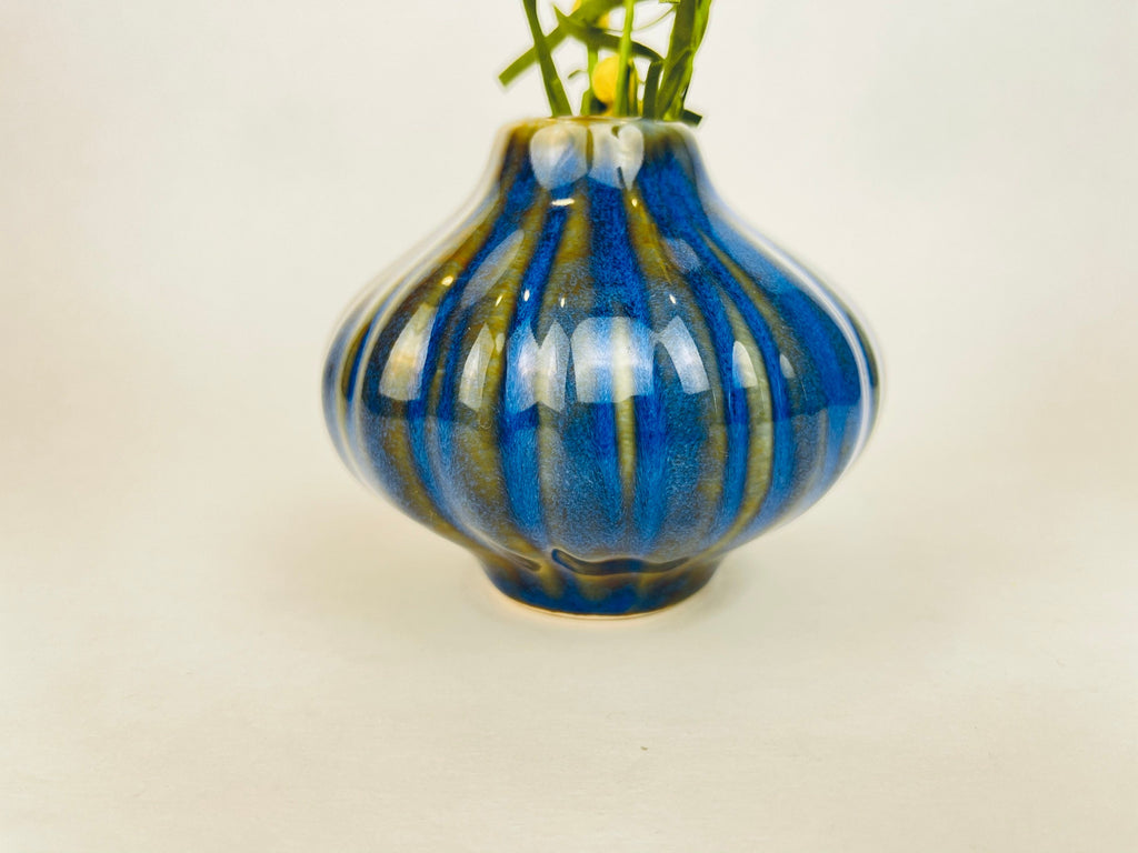 Product image for 'vintage bud floral vase glazed green blue drip pattern' (view a7951e)