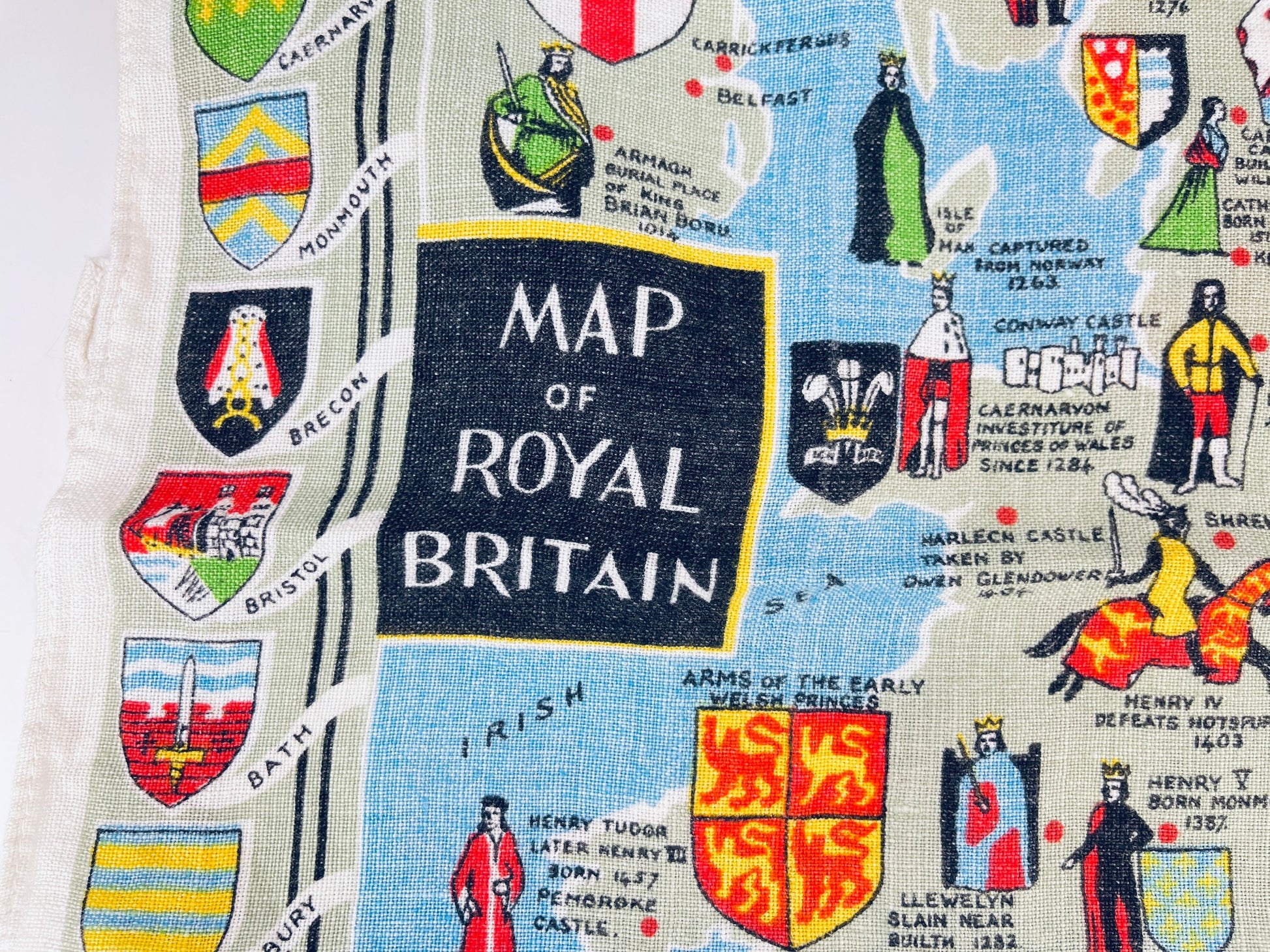 Product image for 'vintage map of royal britain tea towel all pure linen made in ireland' (view 43ef42)