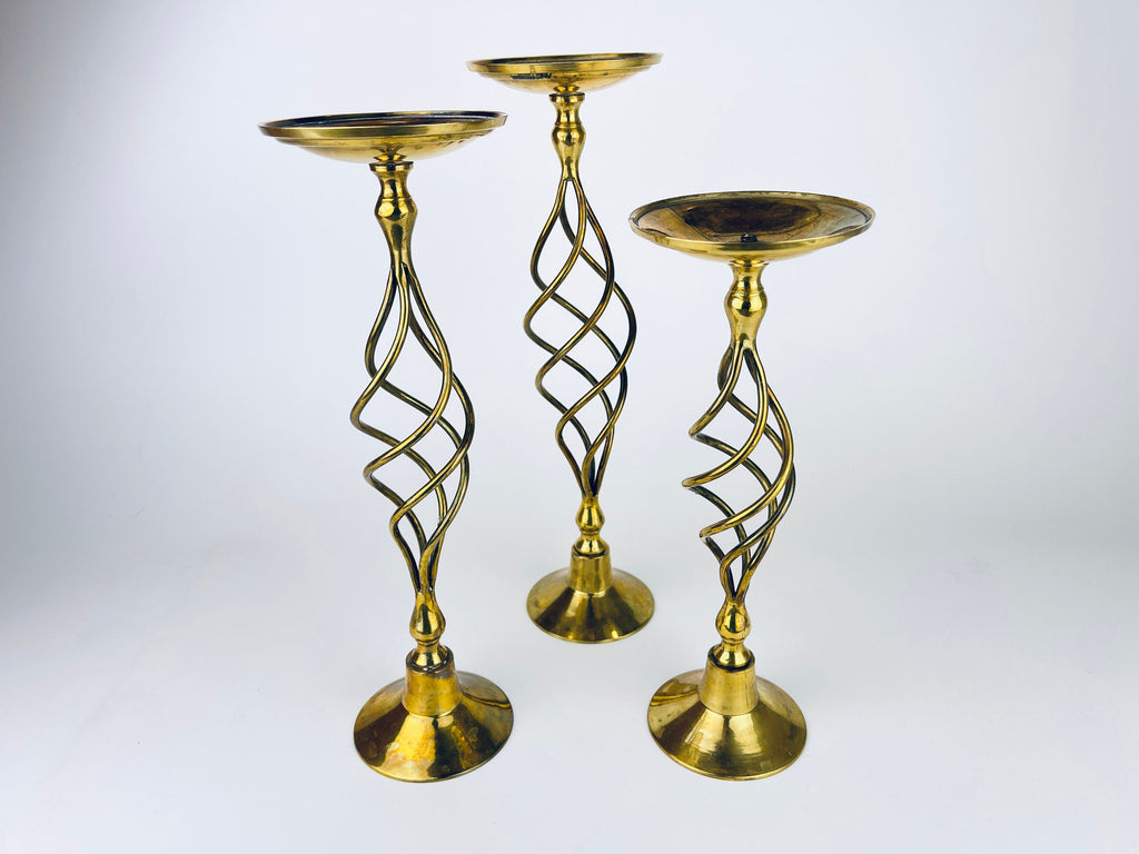 Product image for 'vintage solid brass lattice candle stick holders set of three 3' (view 7e6c38)