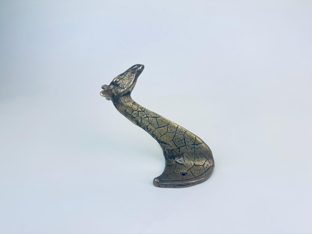 Product image for 'vintage solid brass giraffe wall mounted hook attractive aged metal patina' (view e8abec)
