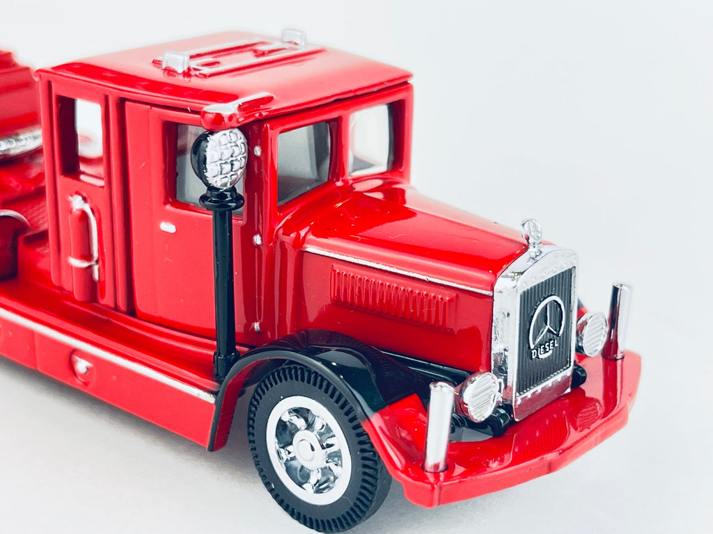 Product image for 'vintage matchbox 1932 mercedes benz ladder truck models of yesteryear 1993' (view 76a32a)