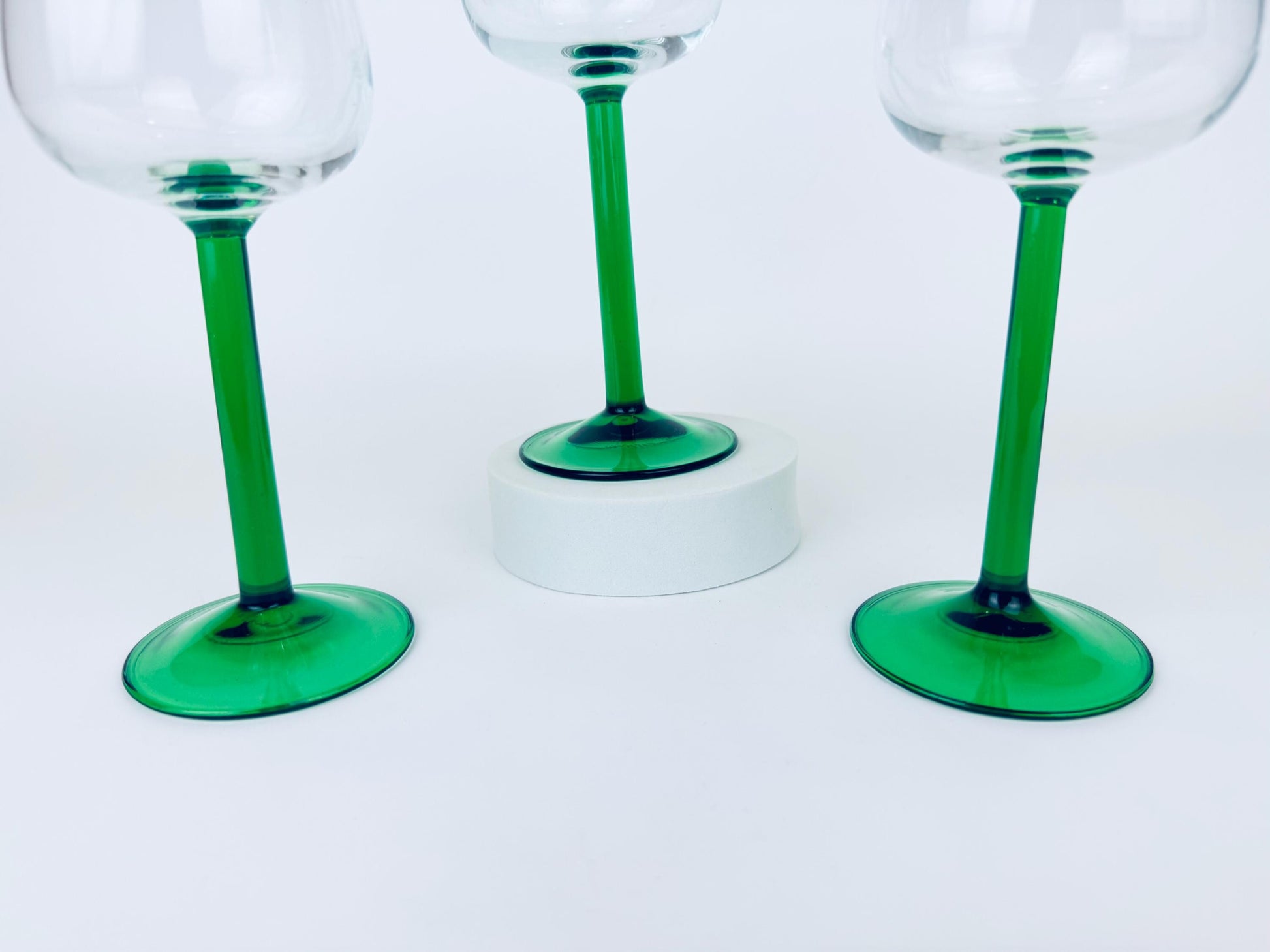 Product image for 'vintage luminarc emerald green stem wine glasses set of 3' (view d6fd22)