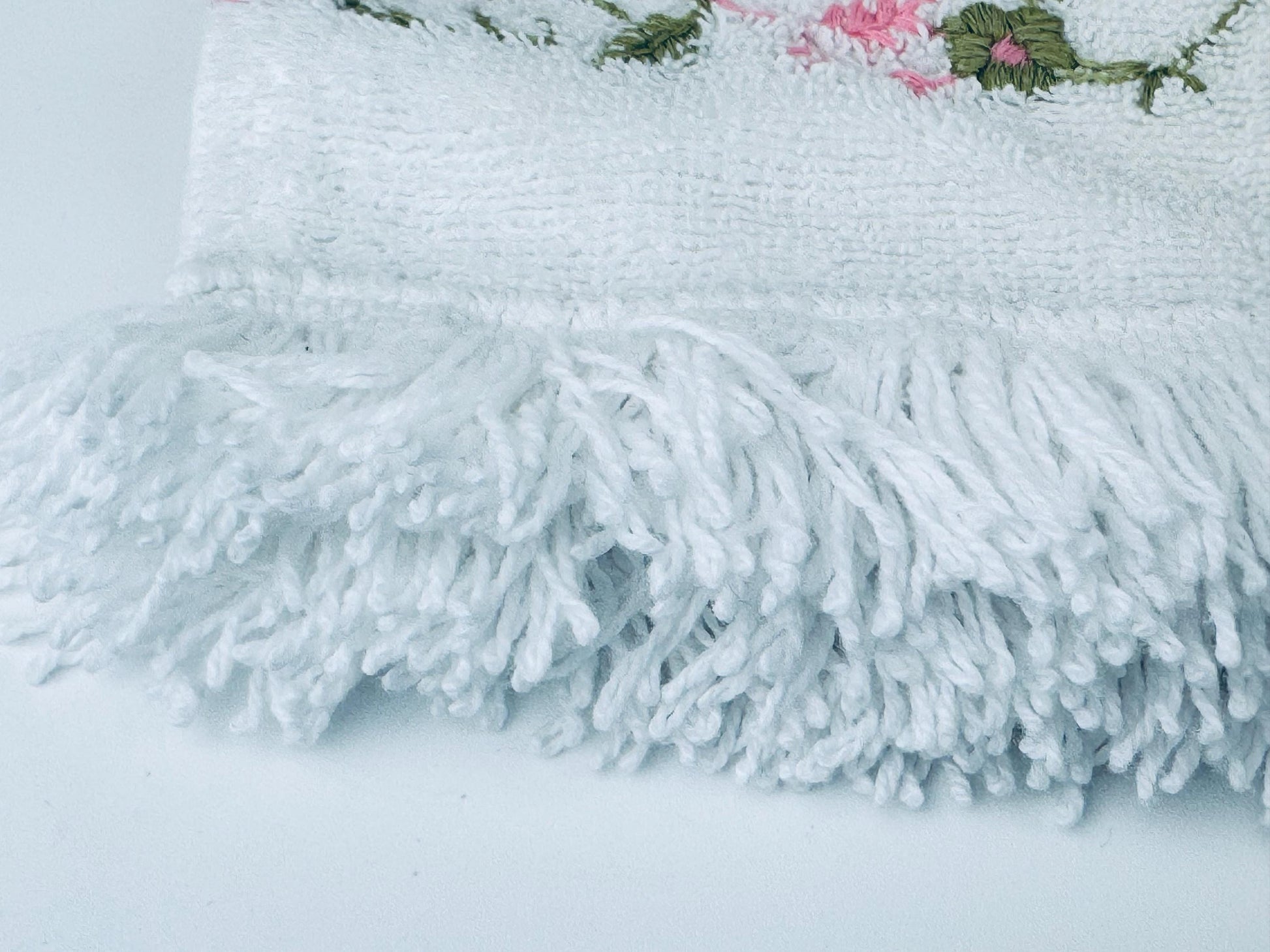 Product image for 'vintage fieldcrest embroidered floral fringe hand towel made in usa 100 cotton' (view 68a25d)