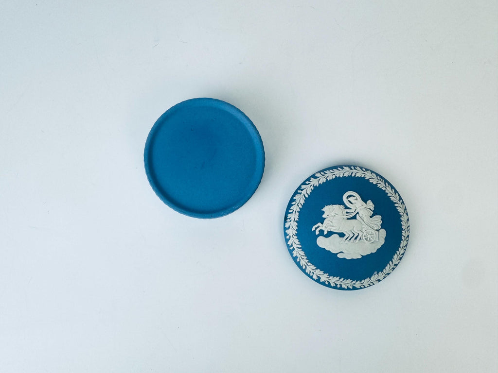Product image for 'vintage wedgwood blue jasperware round jewelry box neoclassical elegance' (view f66c3c)