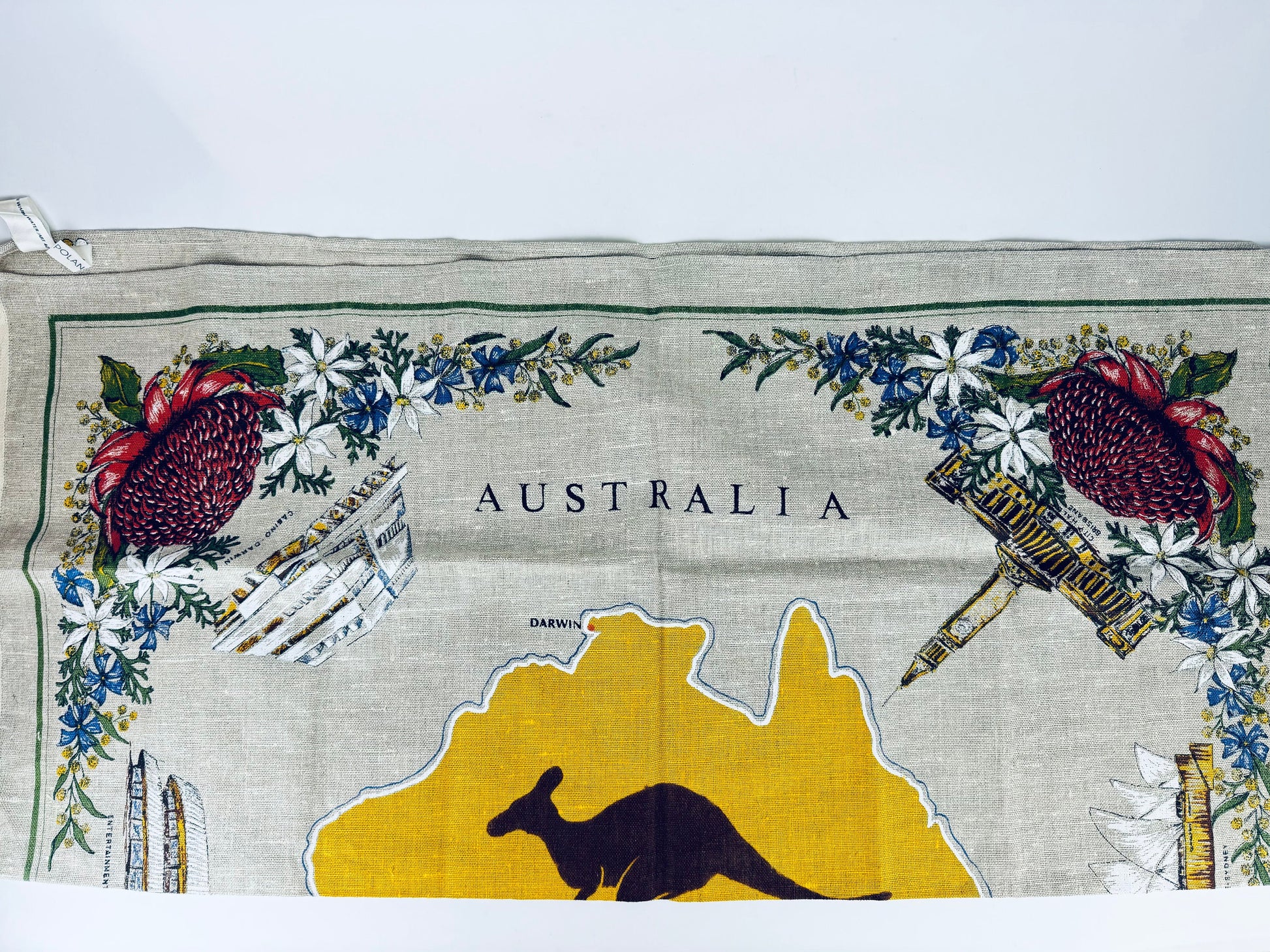 Product image for 'vintage australia linen souvenir table cloth pure linen australian souvenir made in poland' (view 8b9b8c)